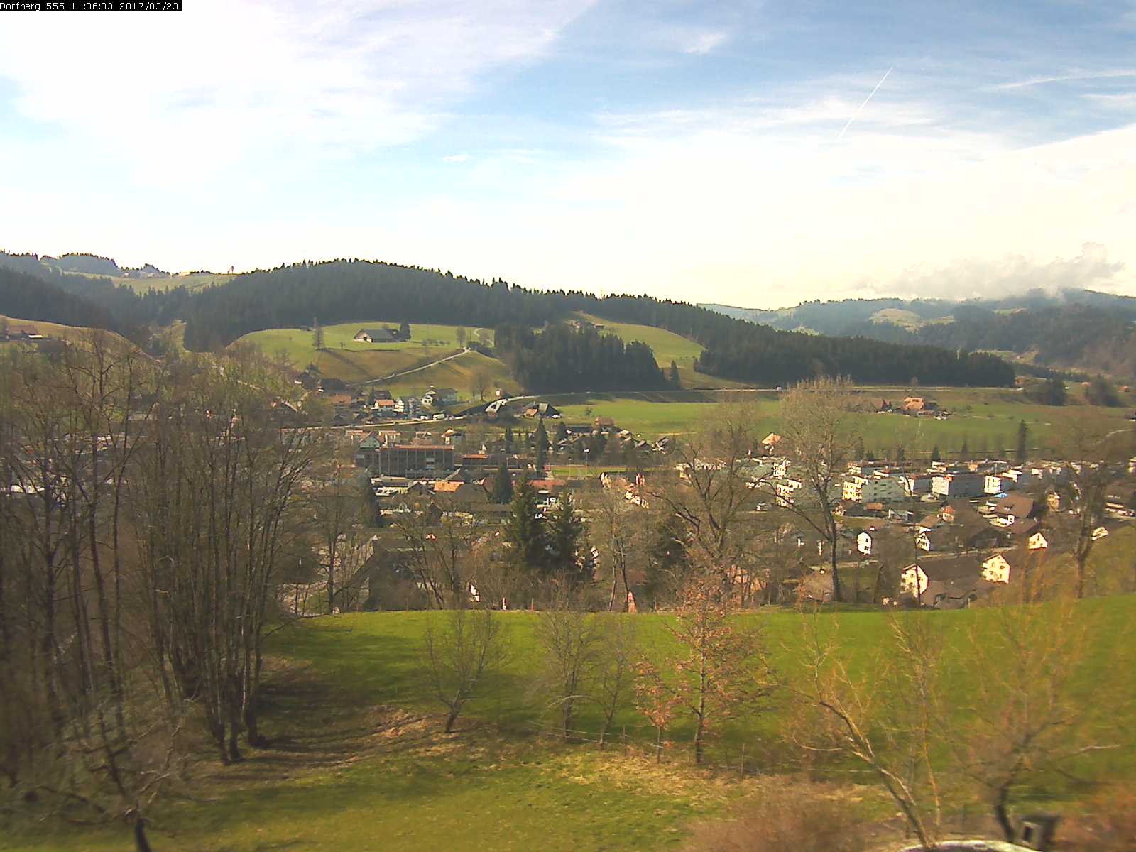 Webcam-Bild: Aussicht vom Dorfberg in Langnau 20170323-110601