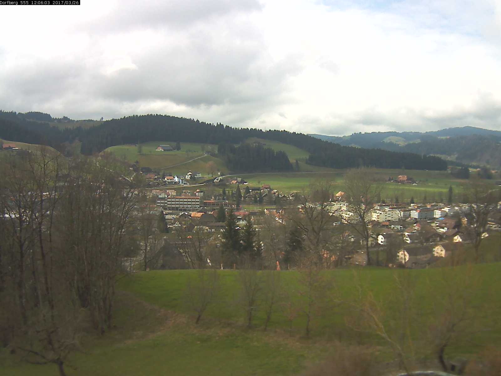 Webcam-Bild: Aussicht vom Dorfberg in Langnau 20170326-120601