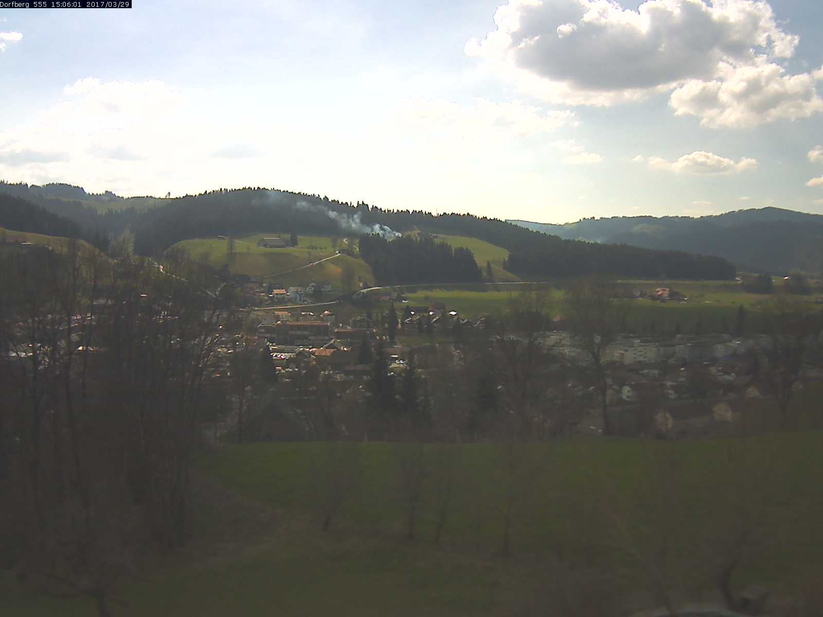 Webcam-Bild: Aussicht vom Dorfberg in Langnau 20170329-150601