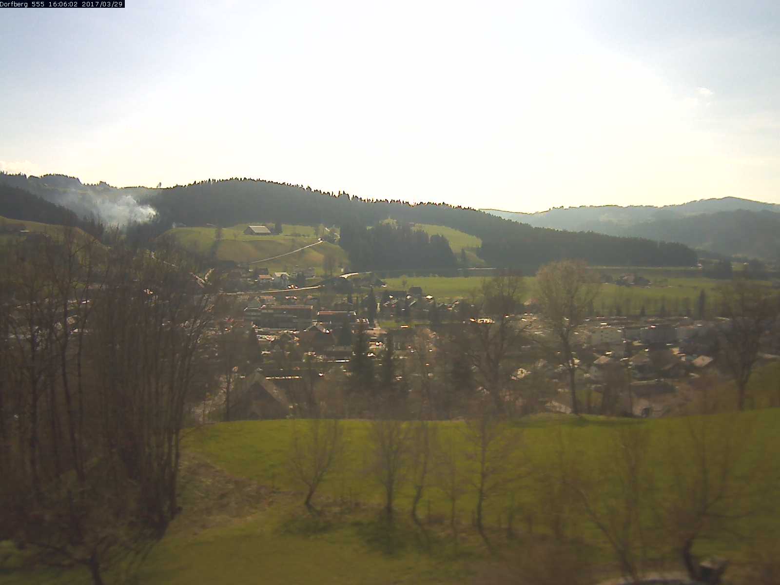 Webcam-Bild: Aussicht vom Dorfberg in Langnau 20170329-160601