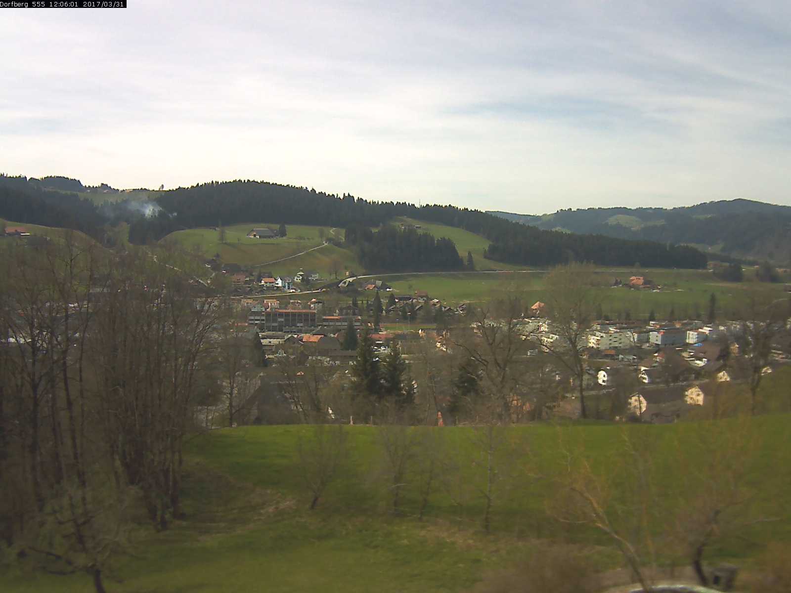 Webcam-Bild: Aussicht vom Dorfberg in Langnau 20170331-120601