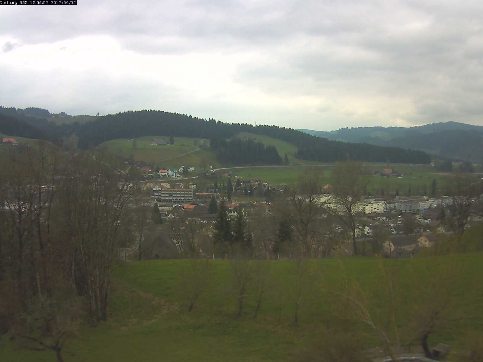 Webcam-Bild: Aussicht vom Dorfberg in Langnau 20170402-150601