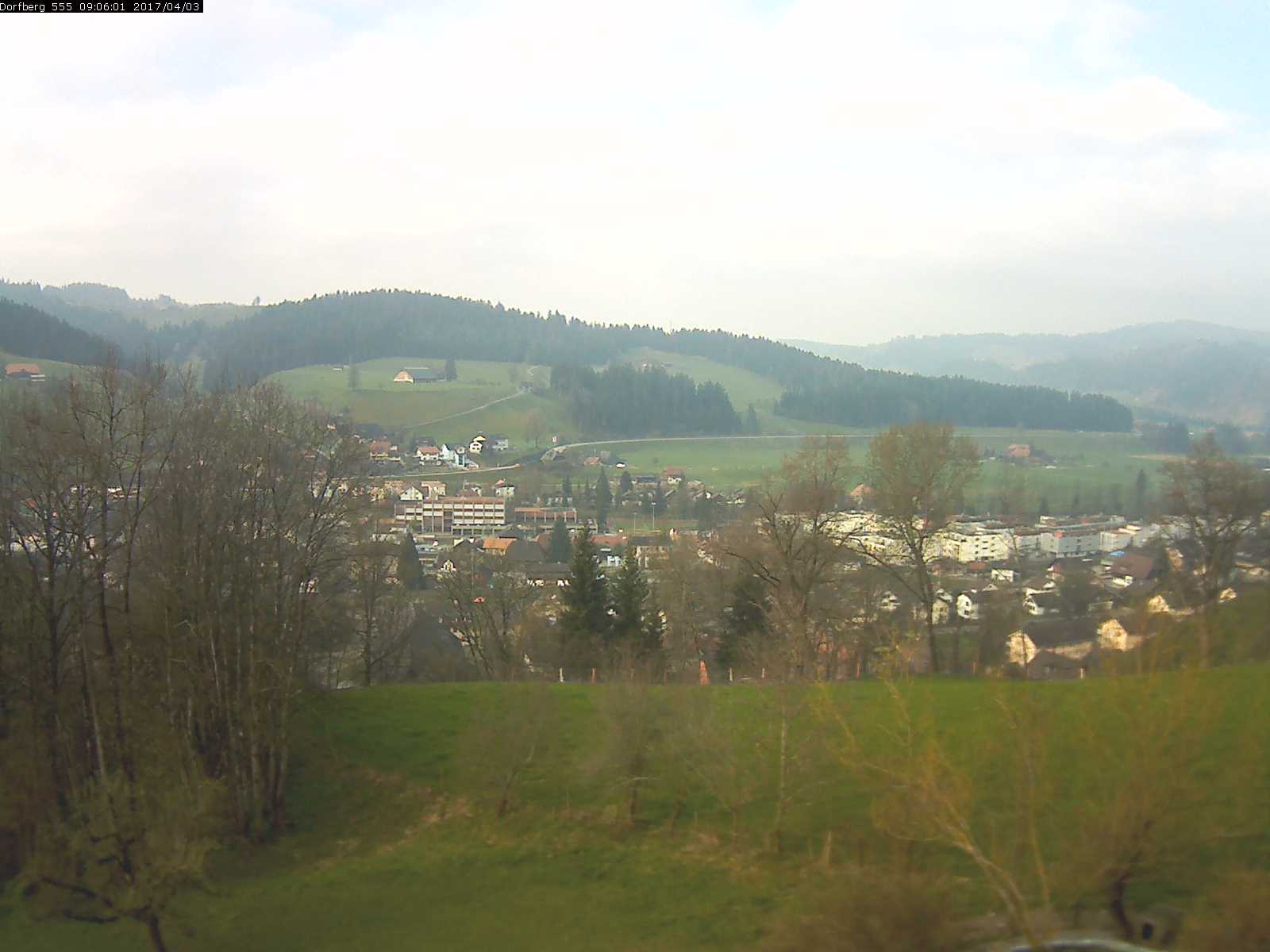 Webcam-Bild: Aussicht vom Dorfberg in Langnau 20170403-090601