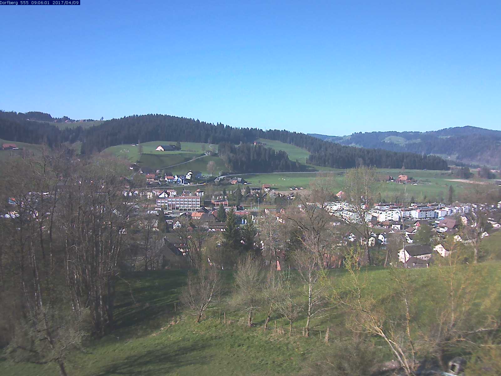 Webcam-Bild: Aussicht vom Dorfberg in Langnau 20170409-090601