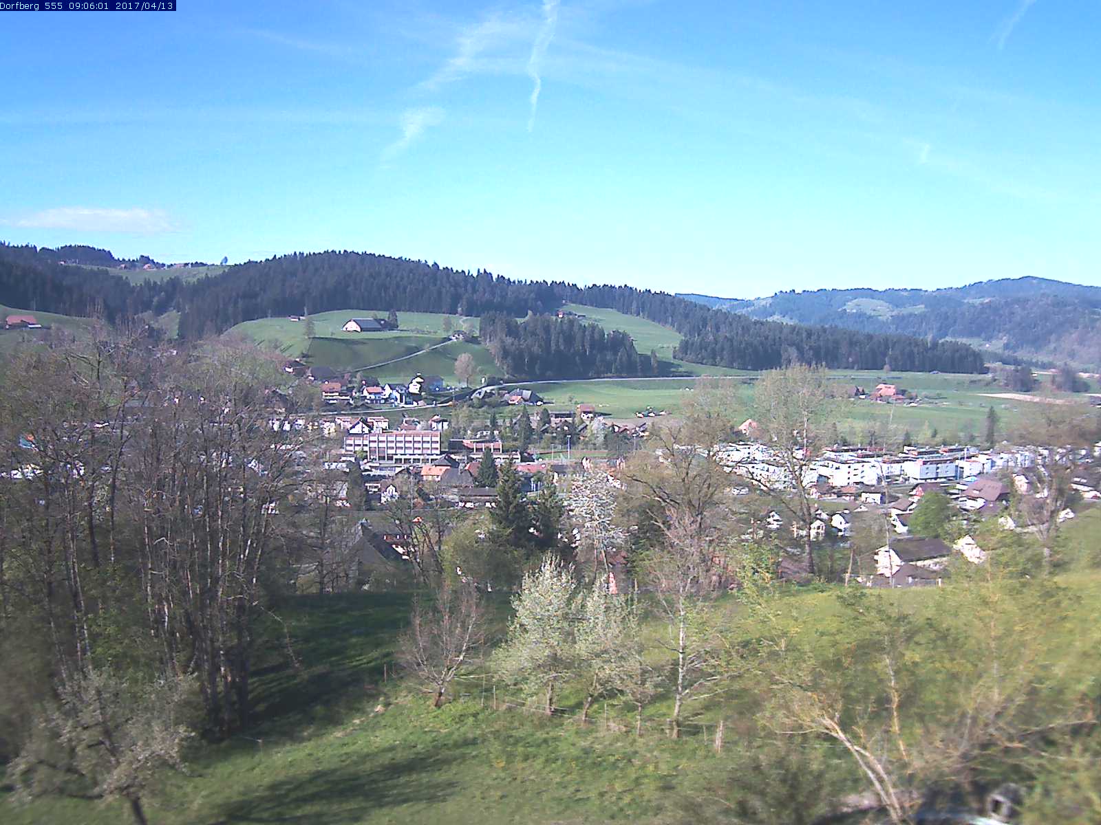 Webcam-Bild: Aussicht vom Dorfberg in Langnau 20170413-090601
