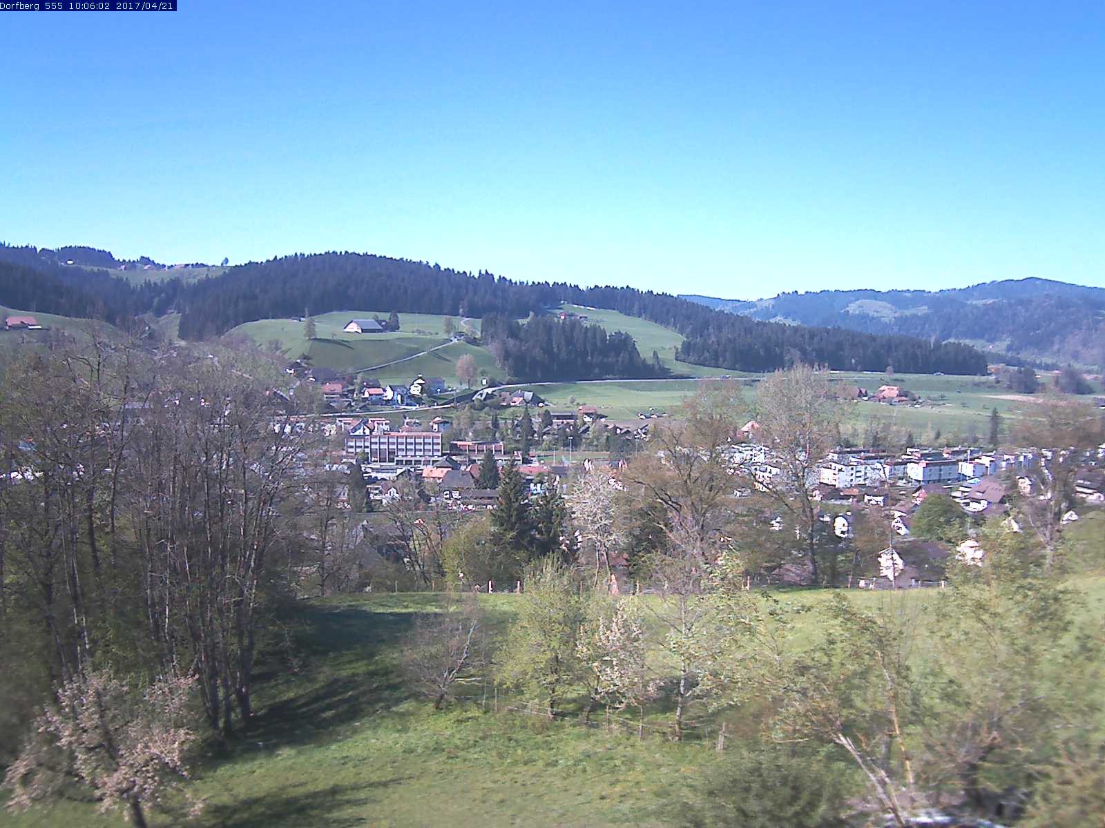 Webcam-Bild: Aussicht vom Dorfberg in Langnau 20170421-100601