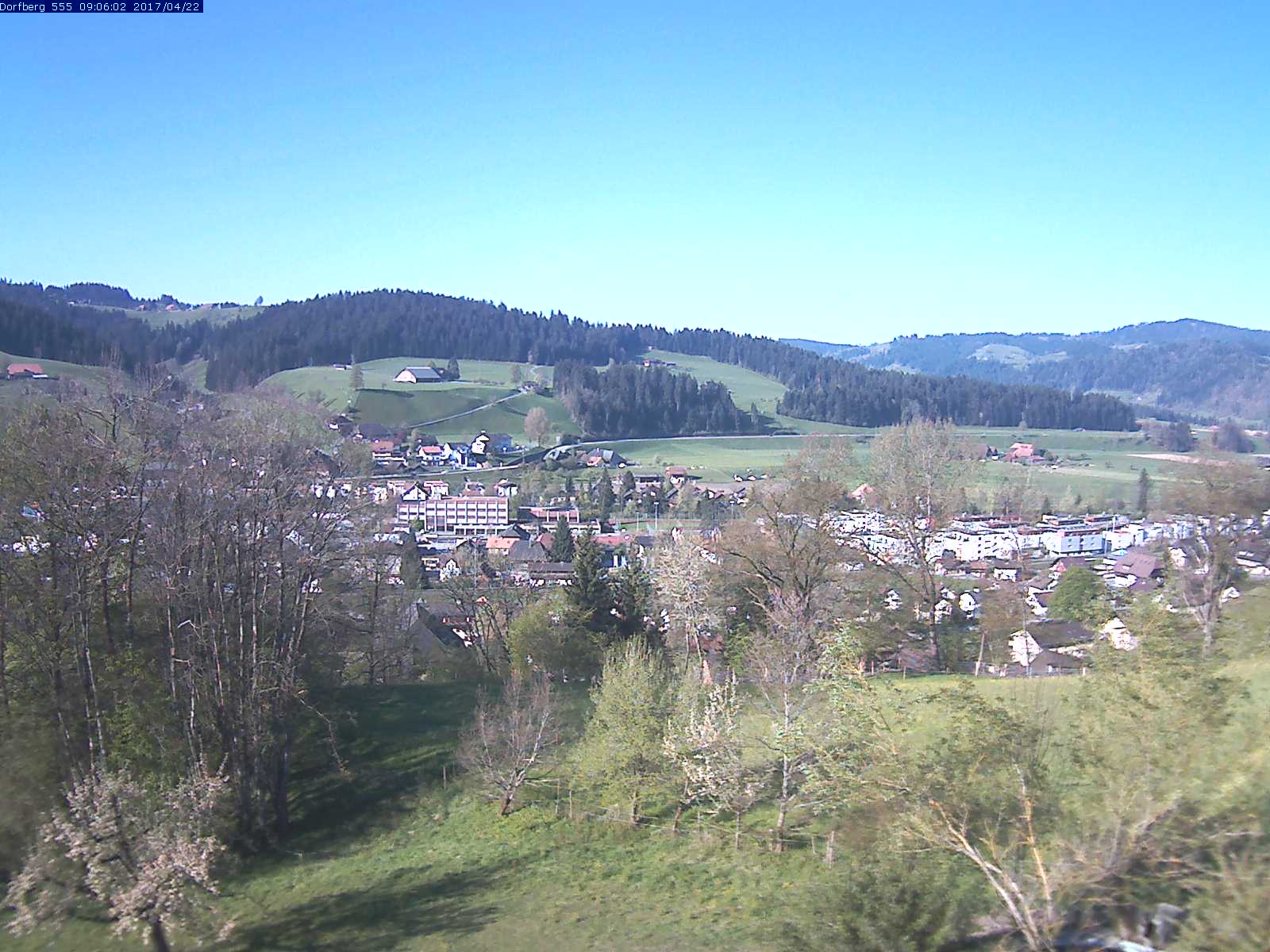 Webcam-Bild: Aussicht vom Dorfberg in Langnau 20170422-090602