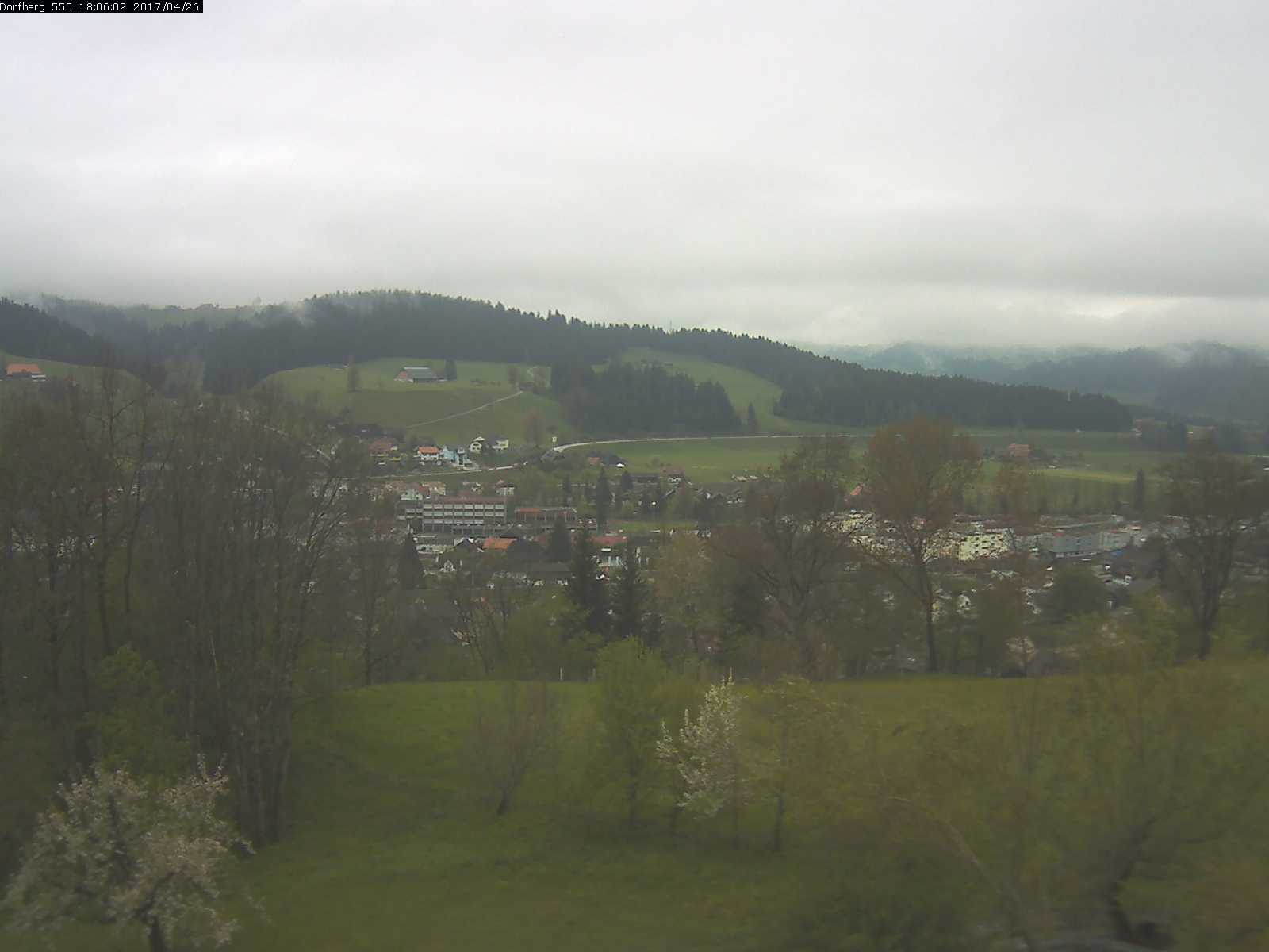 Webcam-Bild: Aussicht vom Dorfberg in Langnau 20170426-180601