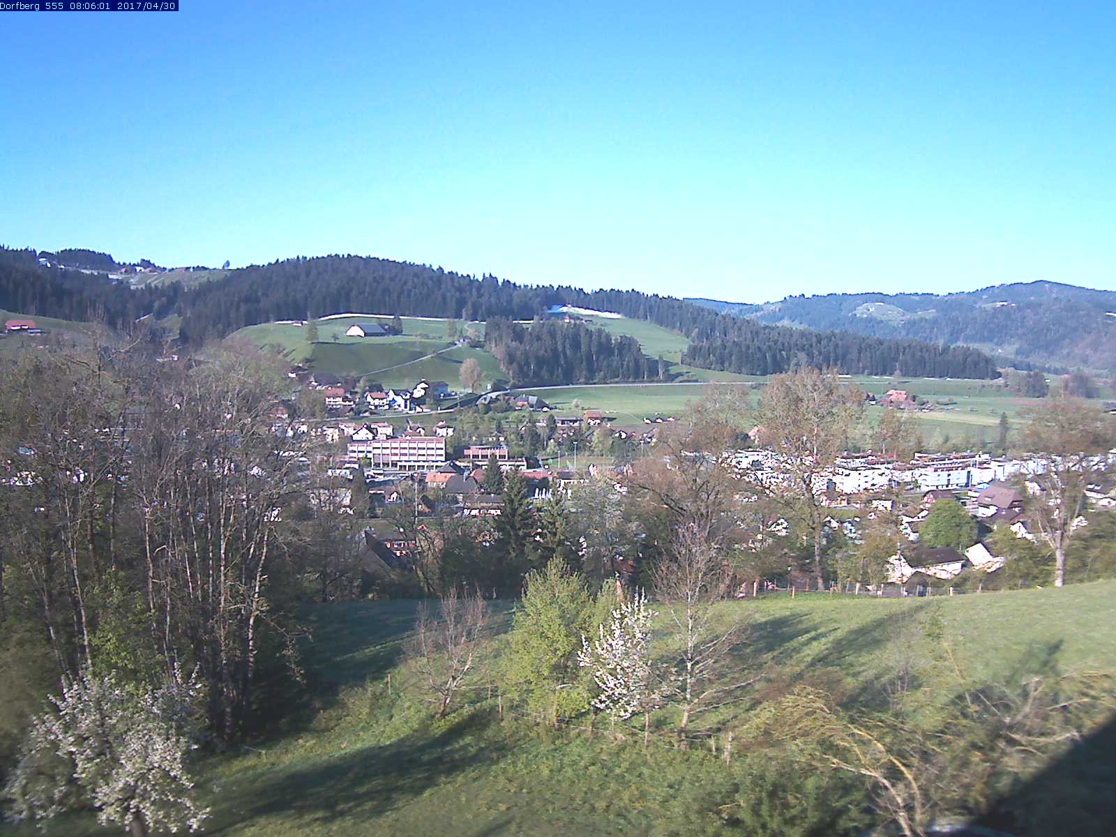 Webcam-Bild: Aussicht vom Dorfberg in Langnau 20170430-080601