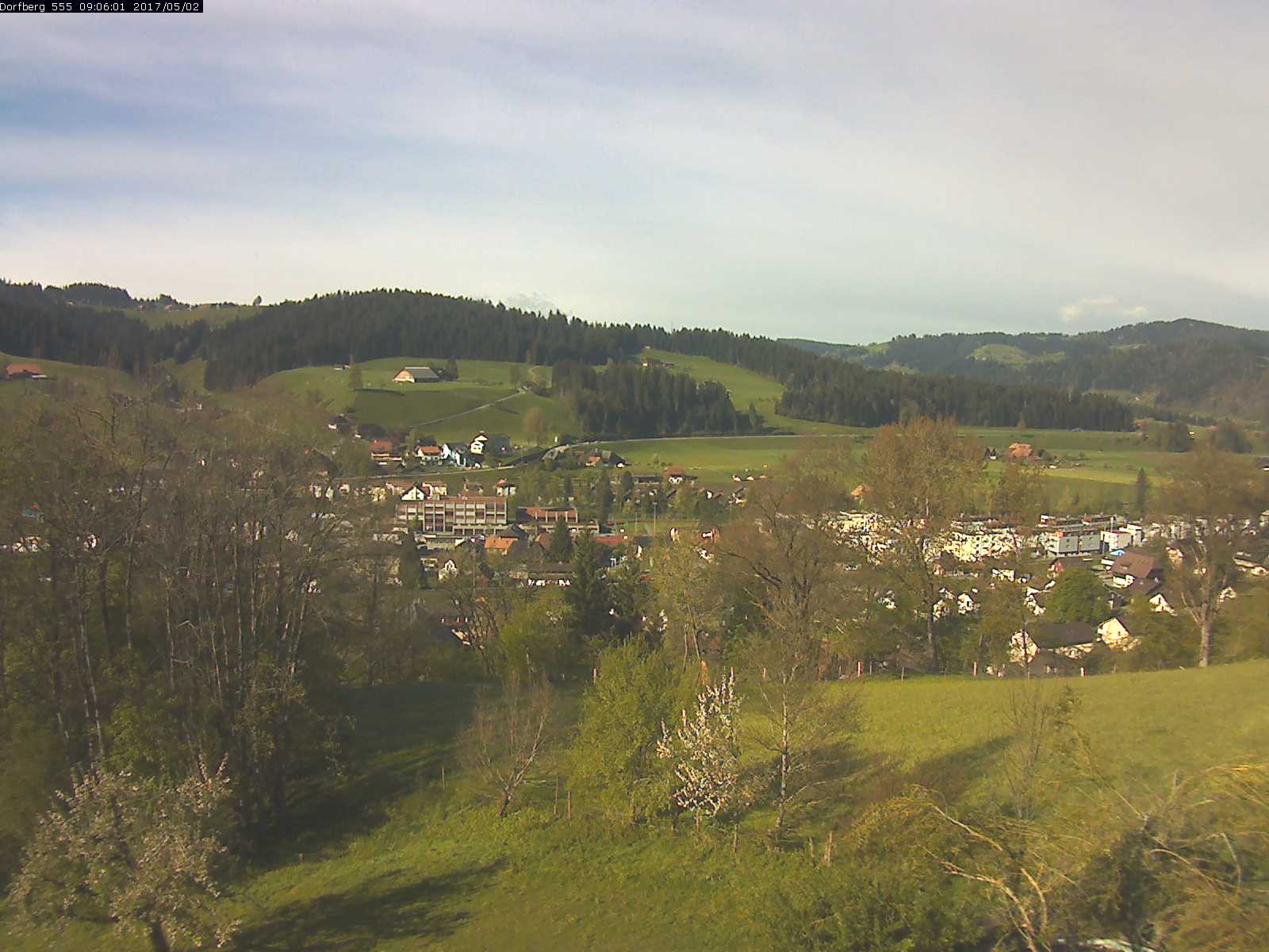 Webcam-Bild: Aussicht vom Dorfberg in Langnau 20170502-090601