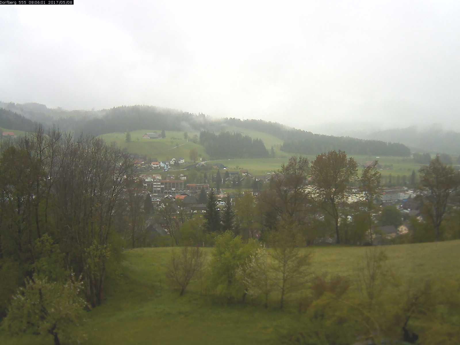 Webcam-Bild: Aussicht vom Dorfberg in Langnau 20170508-080601