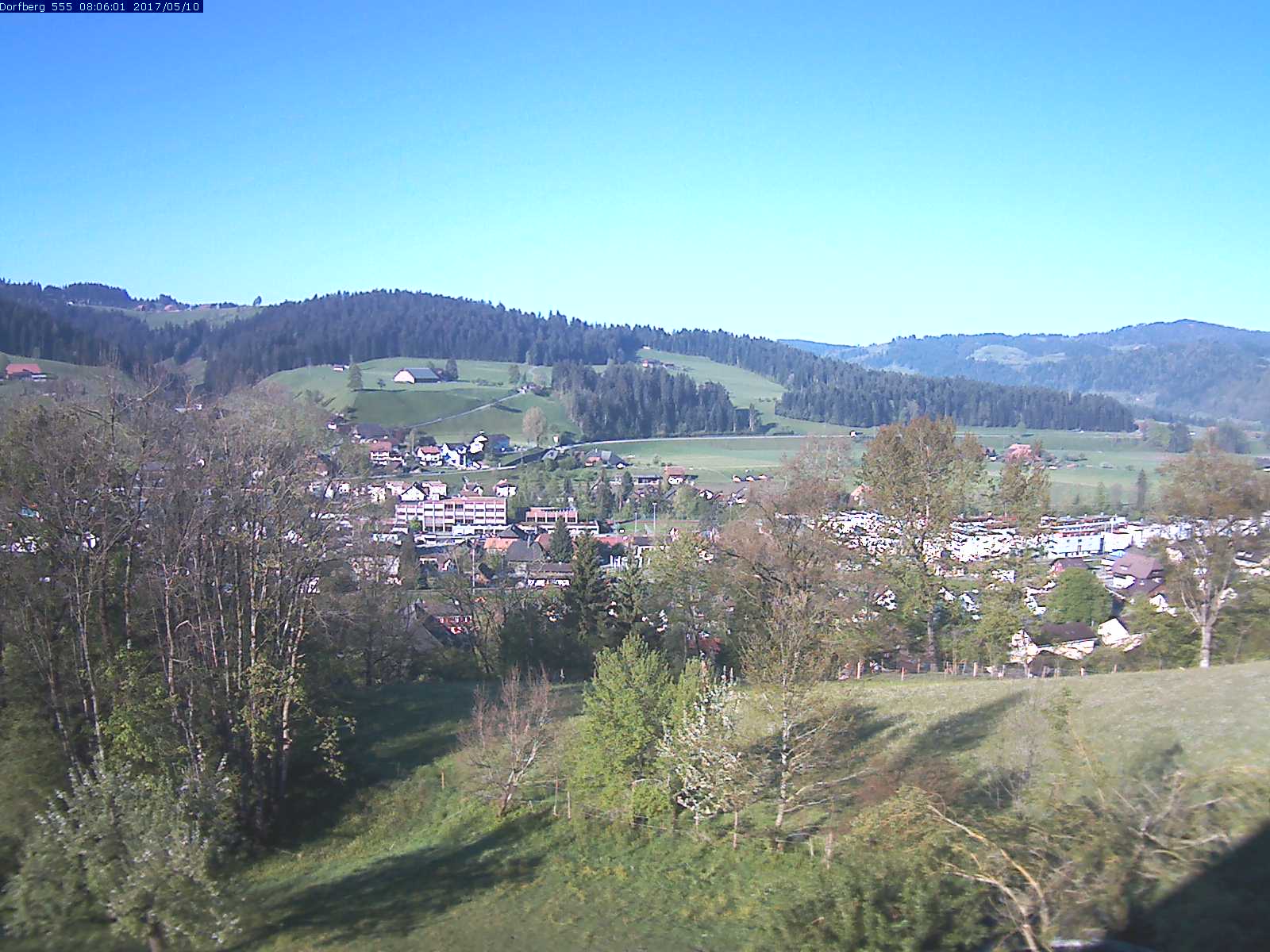 Webcam-Bild: Aussicht vom Dorfberg in Langnau 20170510-080601