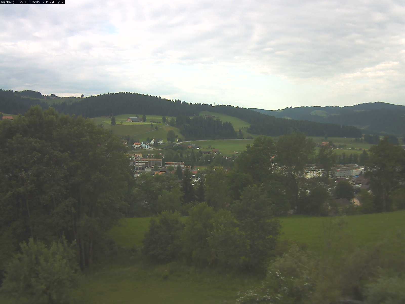 Webcam-Bild: Aussicht vom Dorfberg in Langnau 20170612-080601