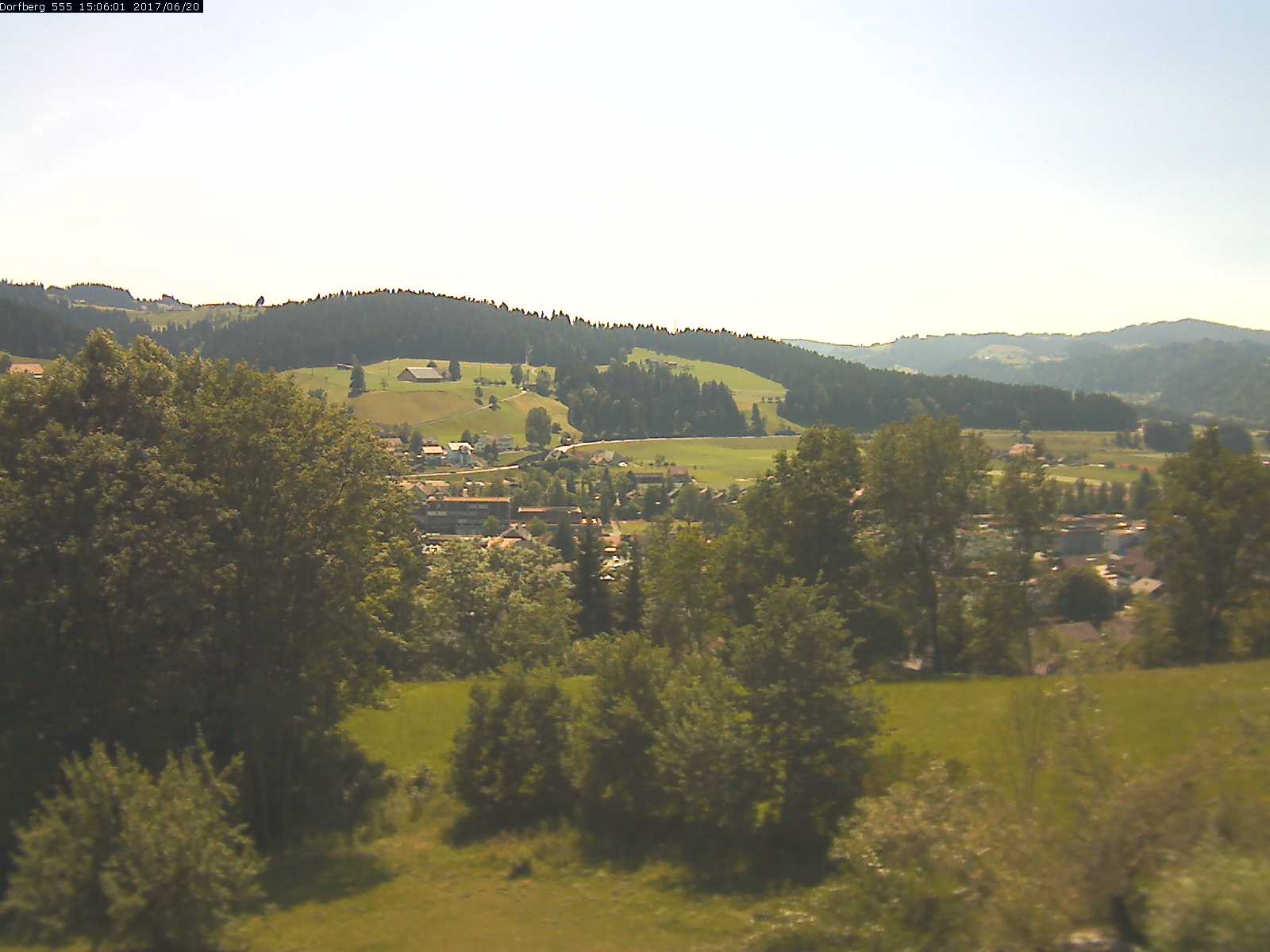 Webcam-Bild: Aussicht vom Dorfberg in Langnau 20170620-150601