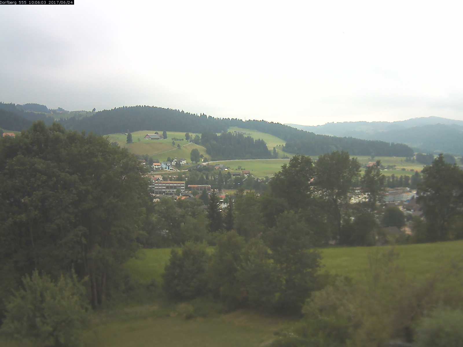 Webcam-Bild: Aussicht vom Dorfberg in Langnau 20170624-100601