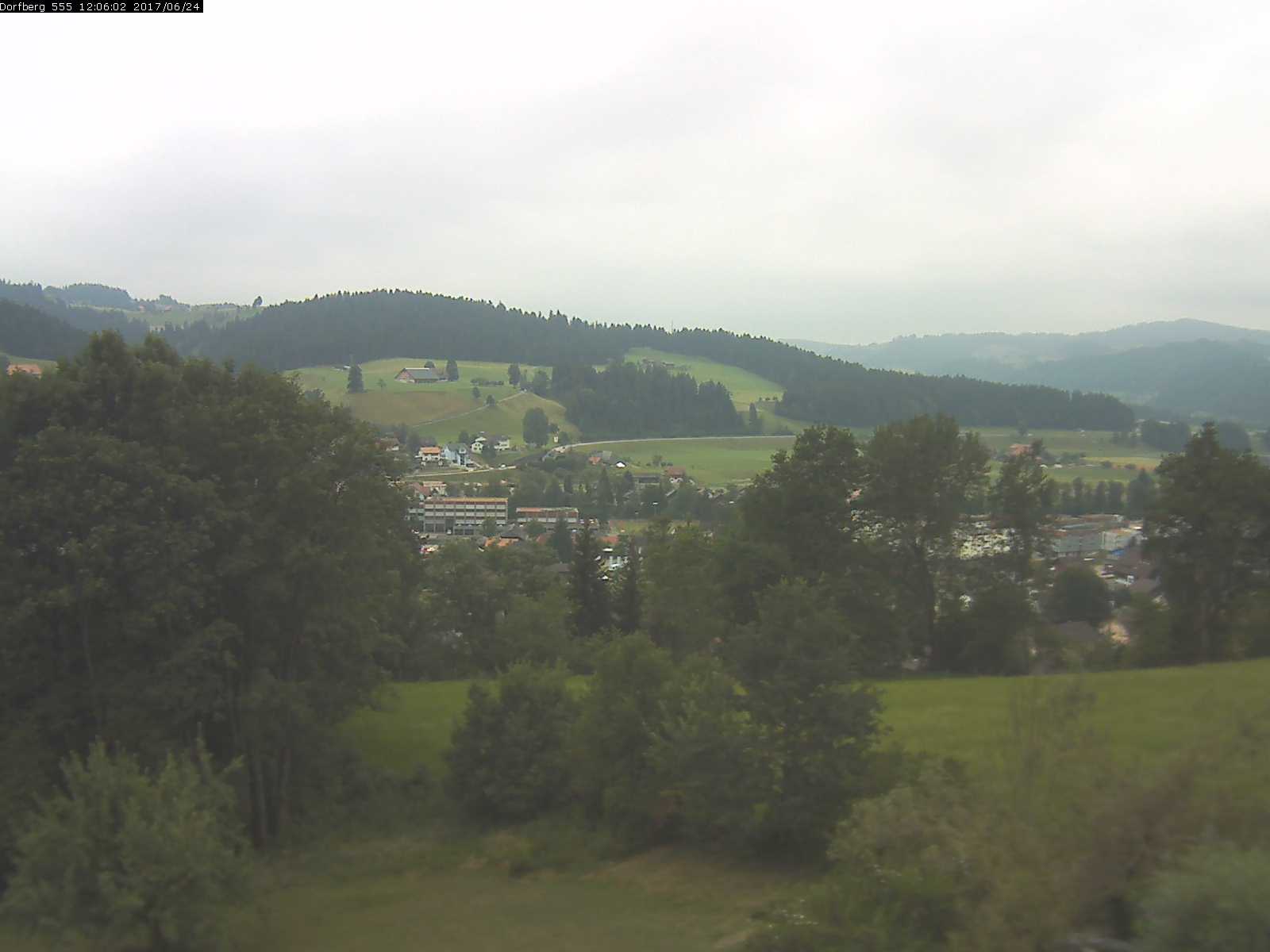 Webcam-Bild: Aussicht vom Dorfberg in Langnau 20170624-120601