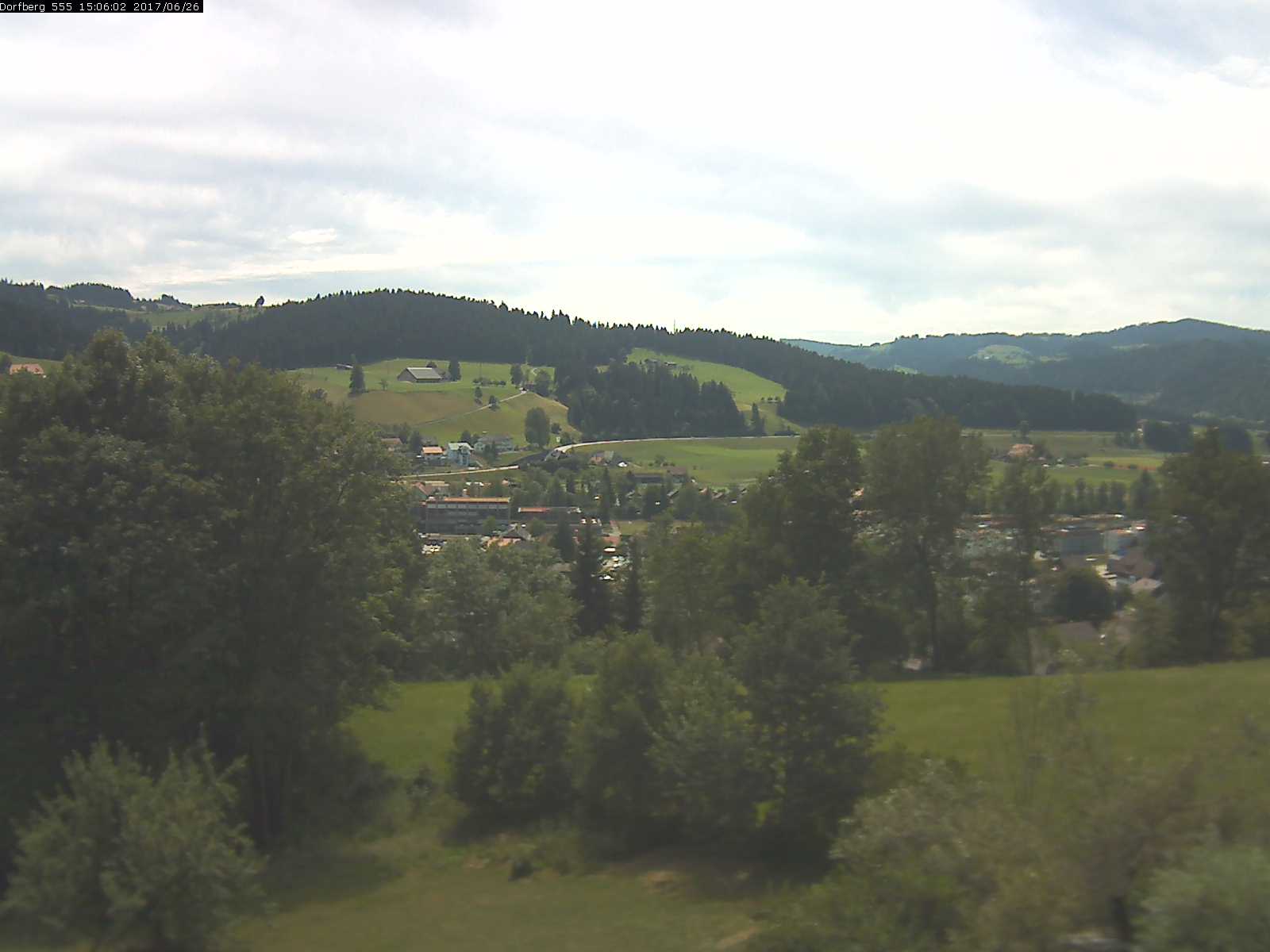 Webcam-Bild: Aussicht vom Dorfberg in Langnau 20170626-150601