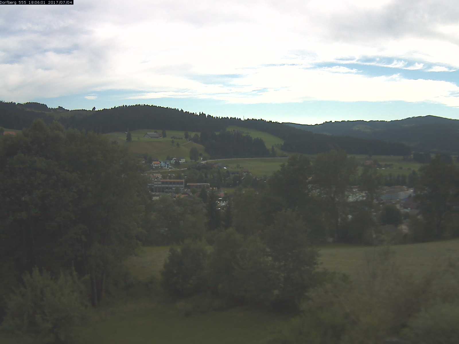 Webcam-Bild: Aussicht vom Dorfberg in Langnau 20170704-180601