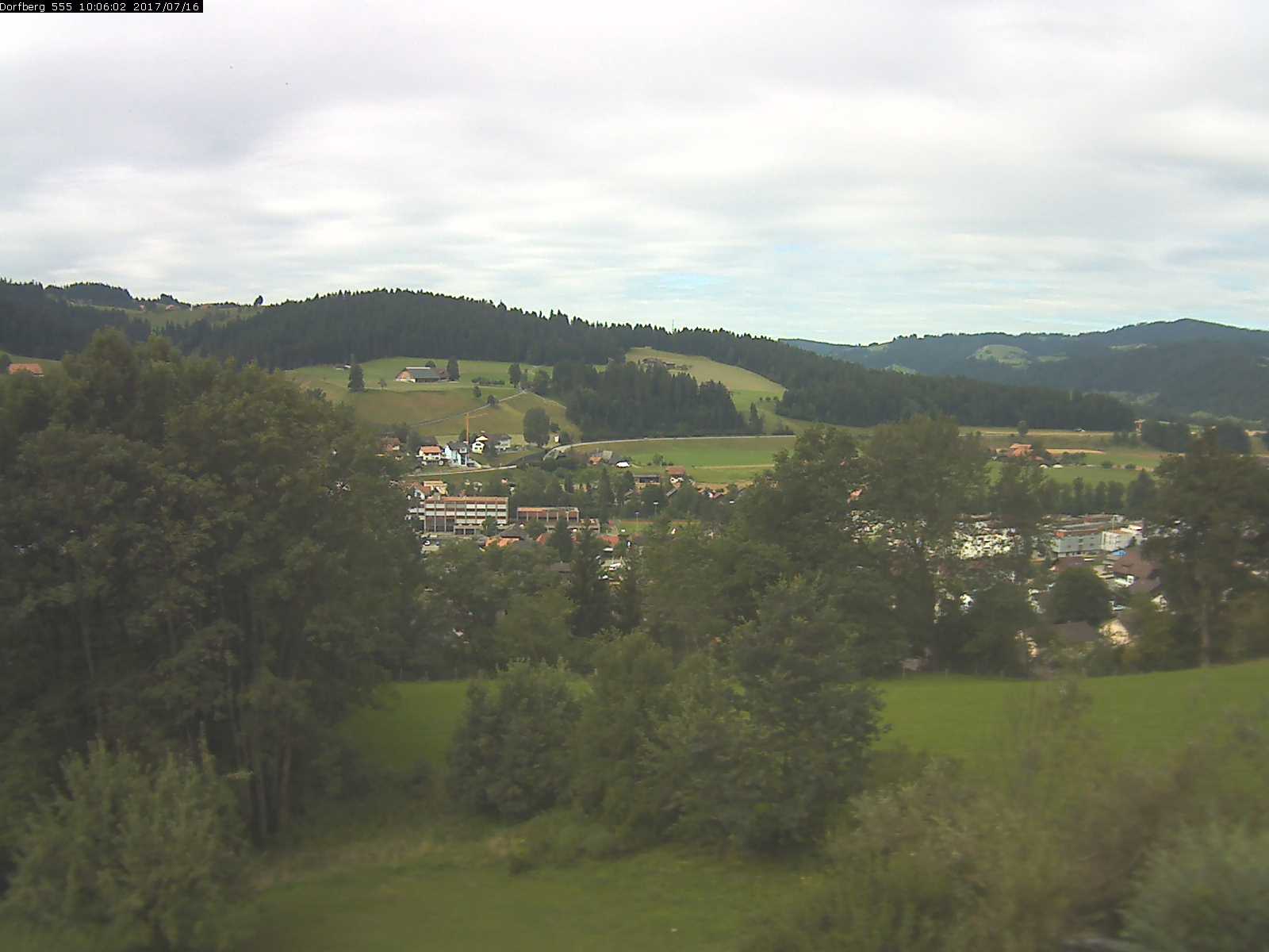 Webcam-Bild: Aussicht vom Dorfberg in Langnau 20170716-100601