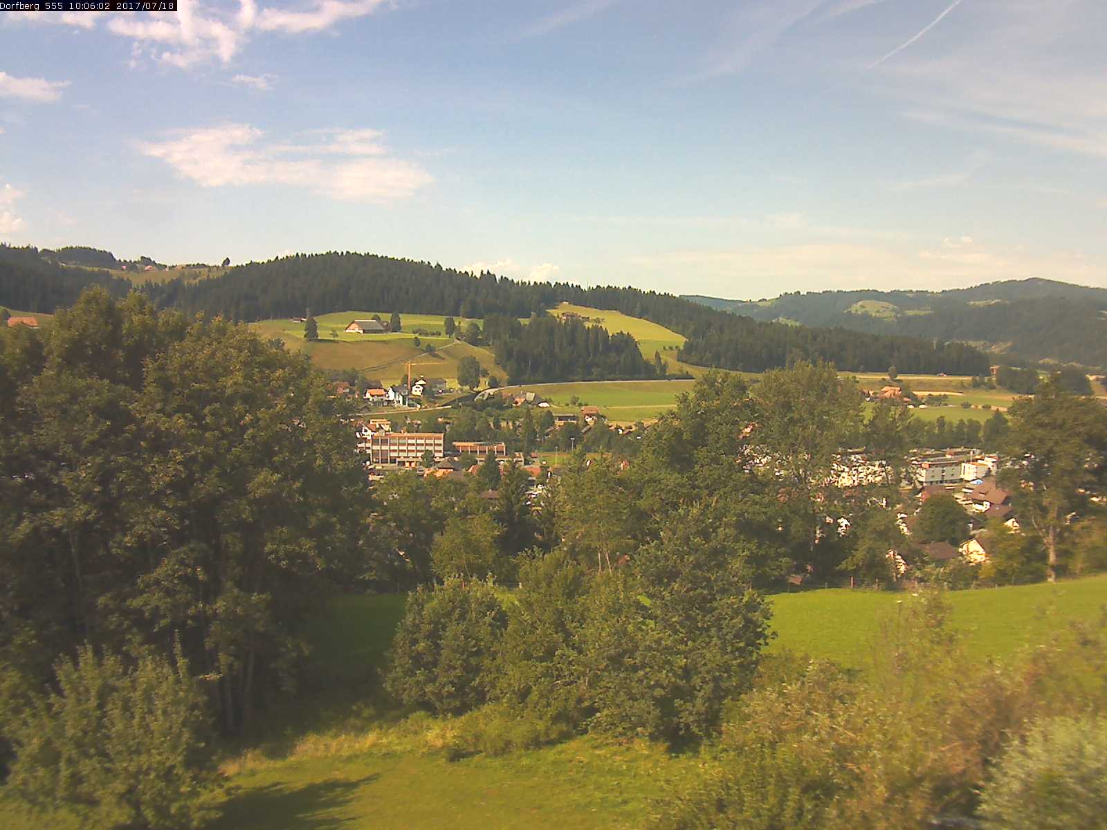 Webcam-Bild: Aussicht vom Dorfberg in Langnau 20170718-100601
