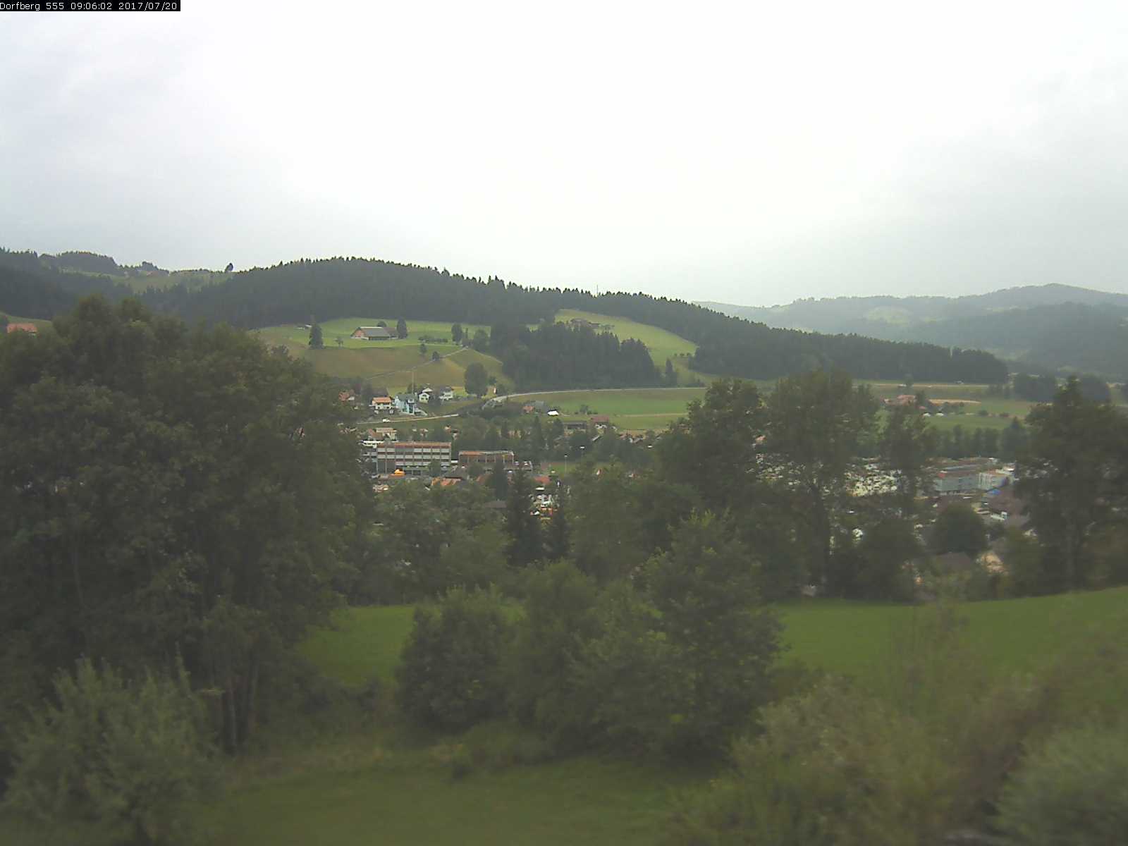 Webcam-Bild: Aussicht vom Dorfberg in Langnau 20170720-090601