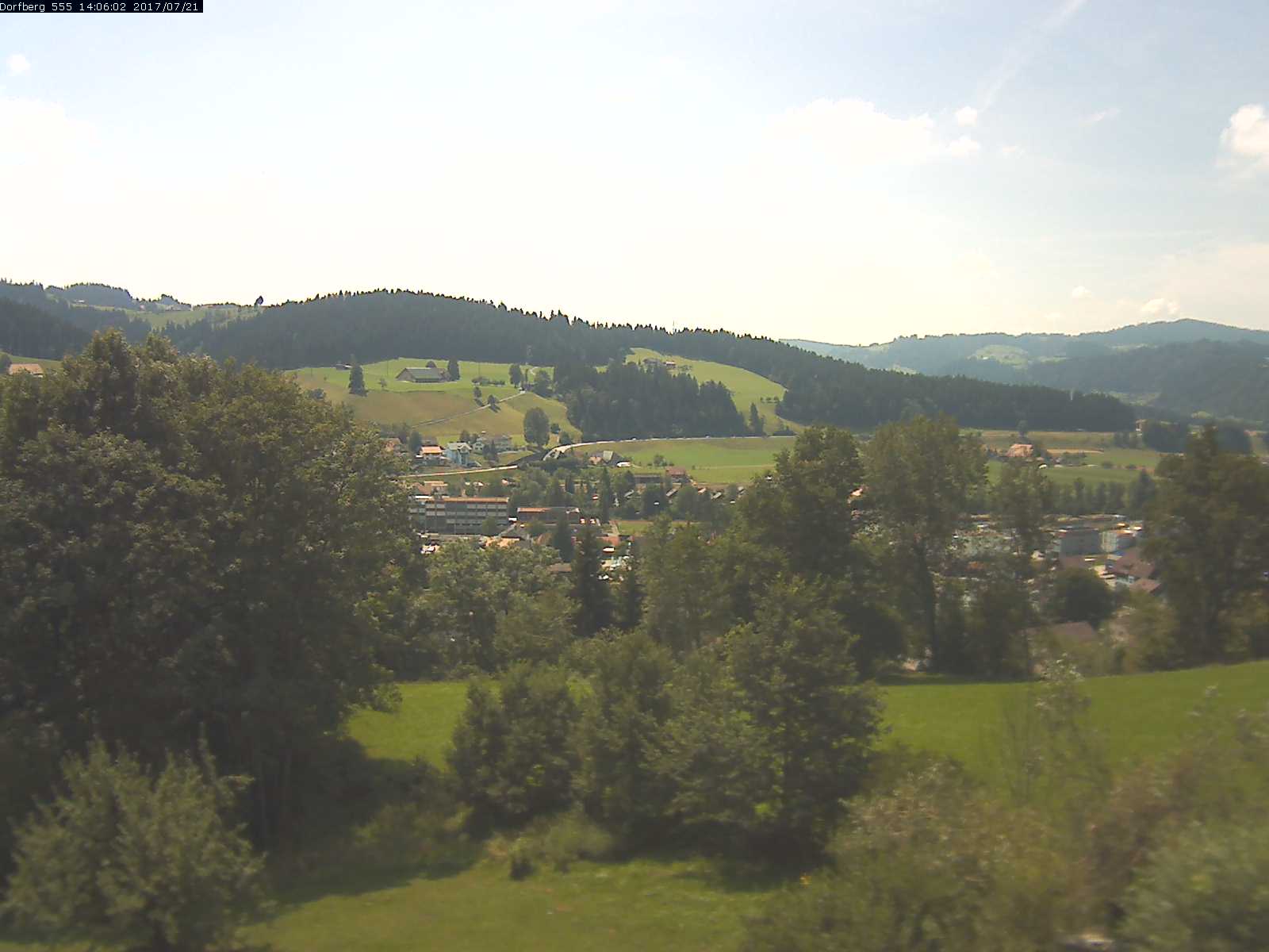 Webcam-Bild: Aussicht vom Dorfberg in Langnau 20170721-140601