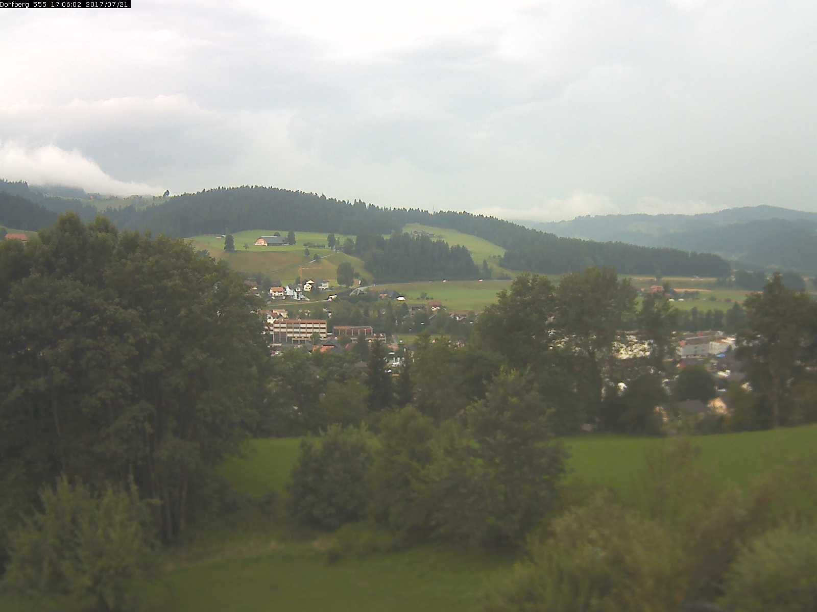 Webcam-Bild: Aussicht vom Dorfberg in Langnau 20170721-170601