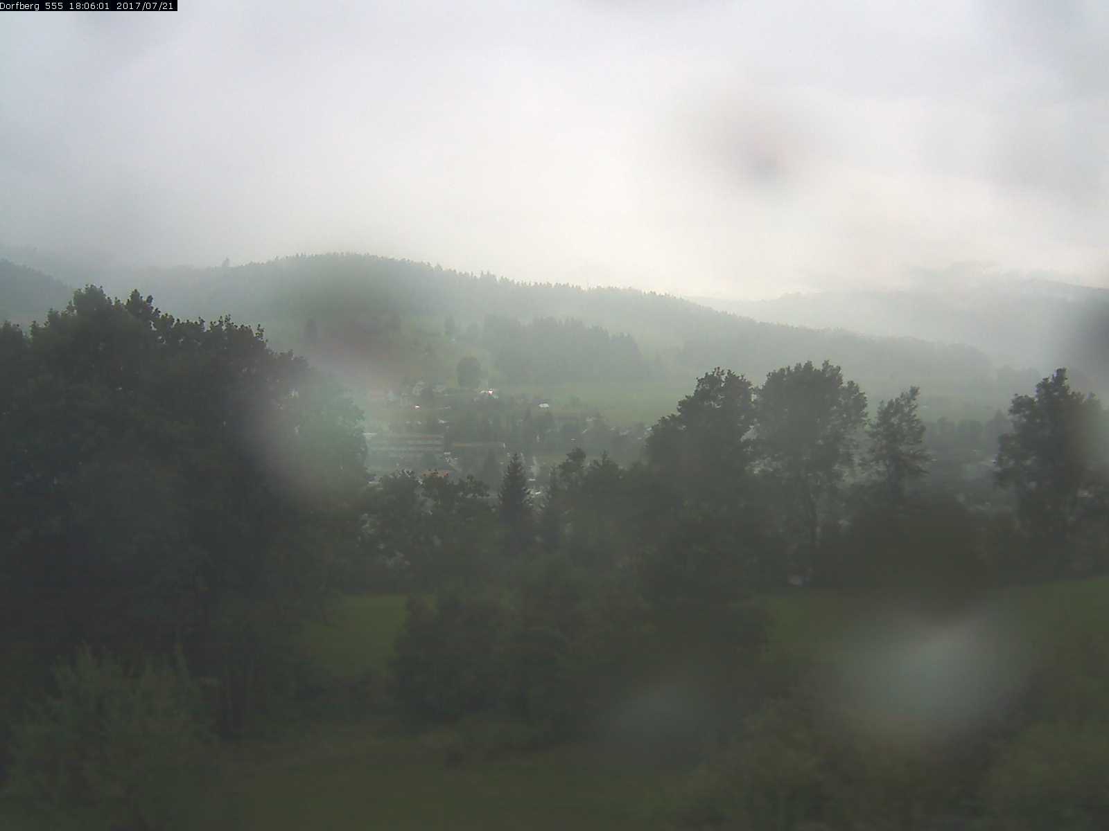 Webcam-Bild: Aussicht vom Dorfberg in Langnau 20170721-180601