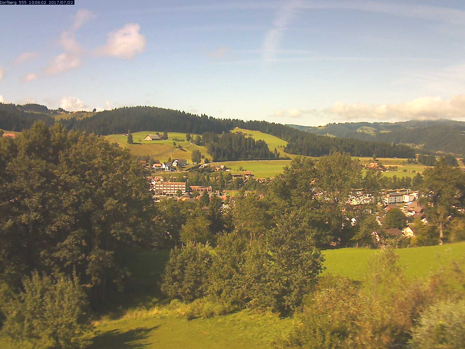 Webcam-Bild: Aussicht vom Dorfberg in Langnau 20170722-100601