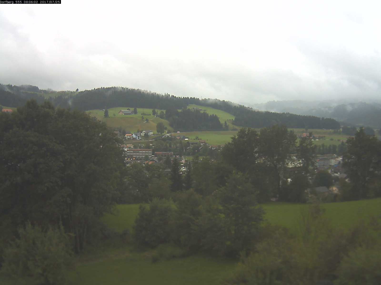 Webcam-Bild: Aussicht vom Dorfberg in Langnau 20170725-080601
