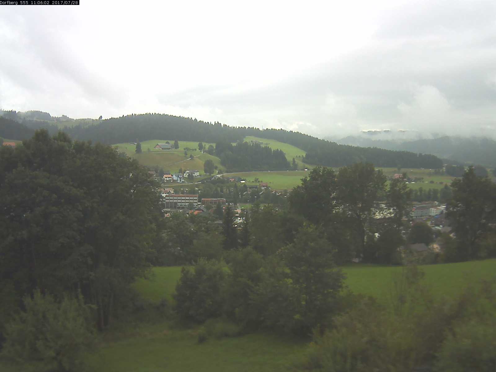Webcam-Bild: Aussicht vom Dorfberg in Langnau 20170728-110601