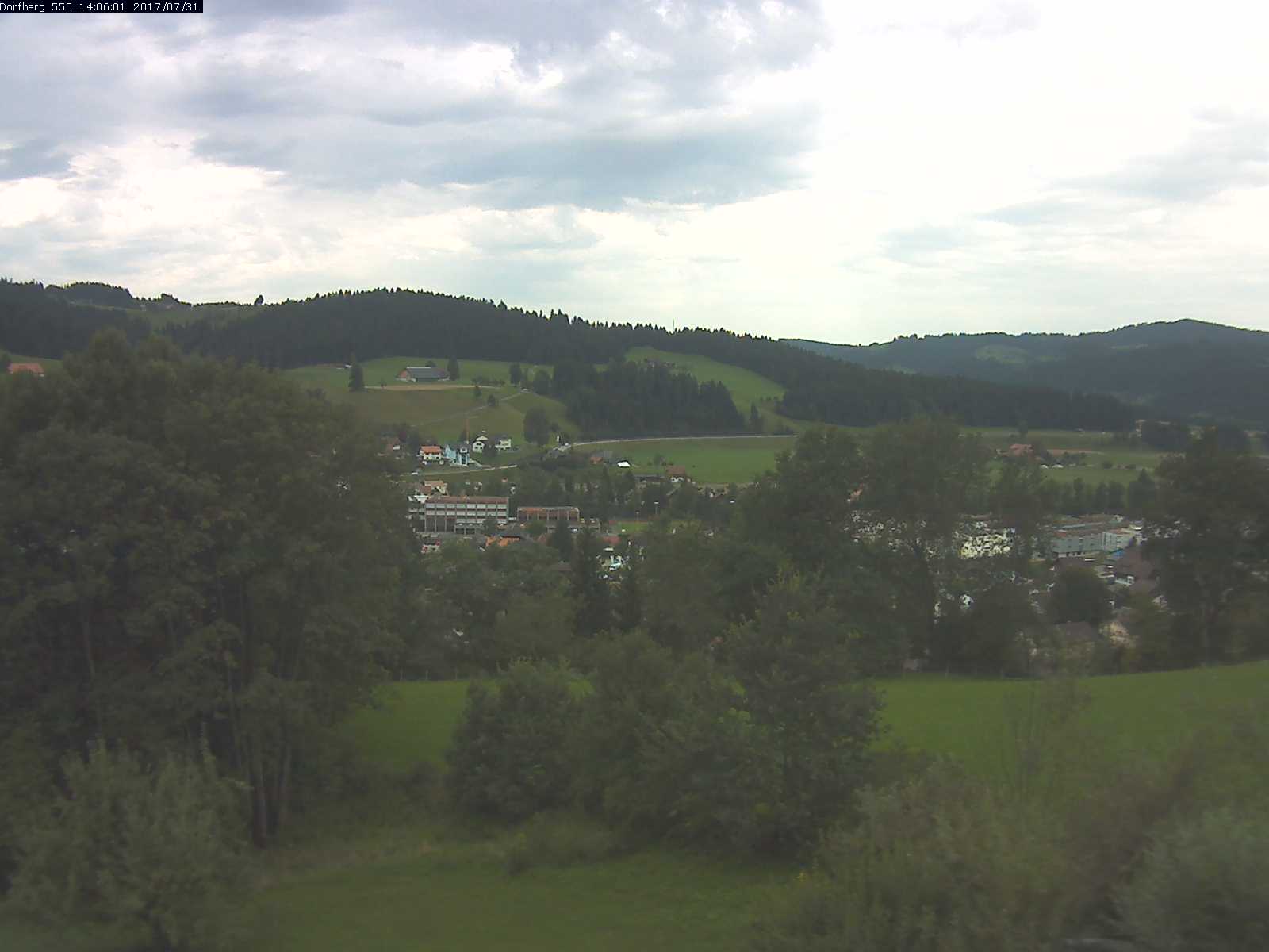 Webcam-Bild: Aussicht vom Dorfberg in Langnau 20170731-140601