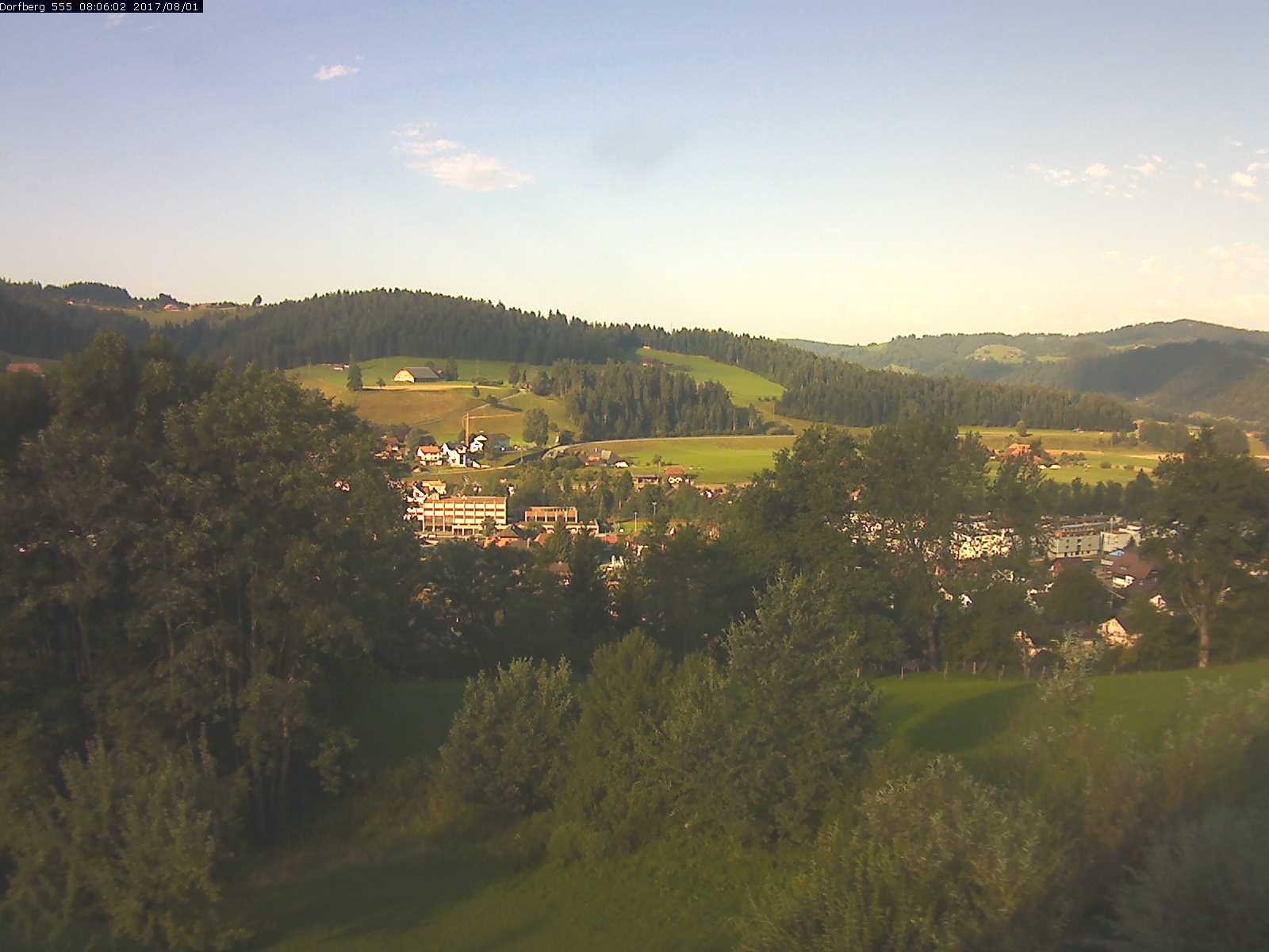 Webcam-Bild: Aussicht vom Dorfberg in Langnau 20170801-080601