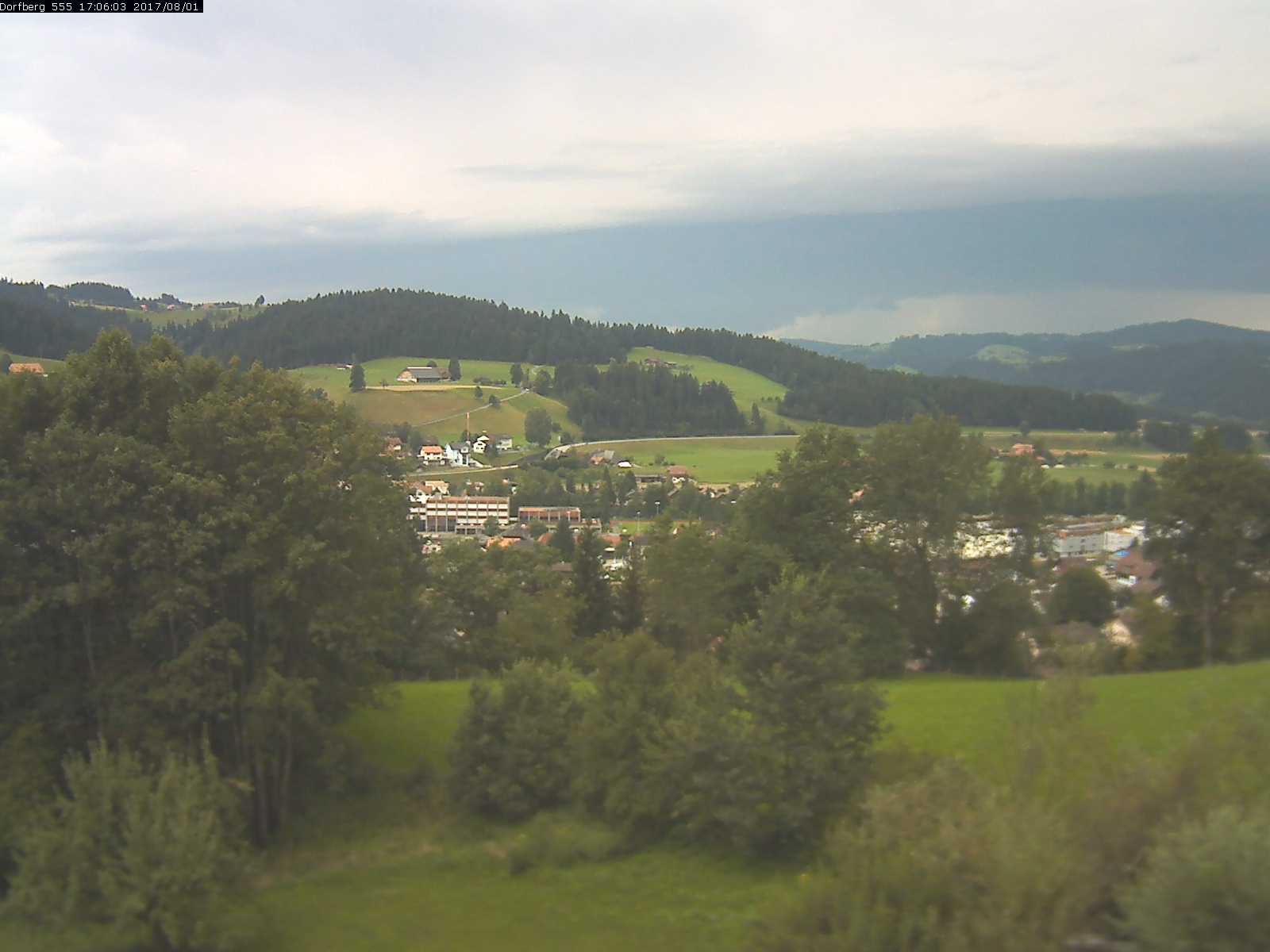 Webcam-Bild: Aussicht vom Dorfberg in Langnau 20170801-170601