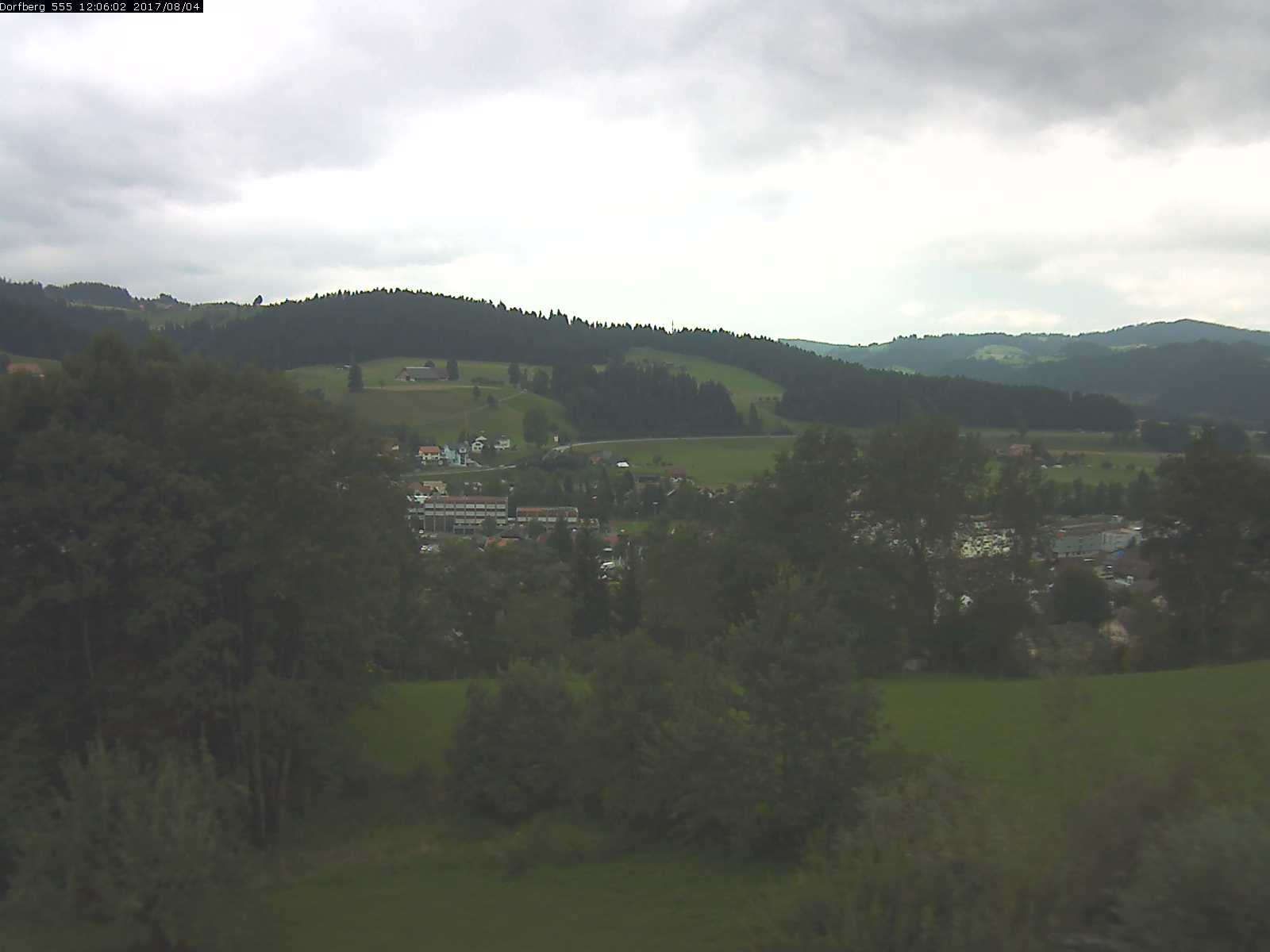 Webcam-Bild: Aussicht vom Dorfberg in Langnau 20170804-120601