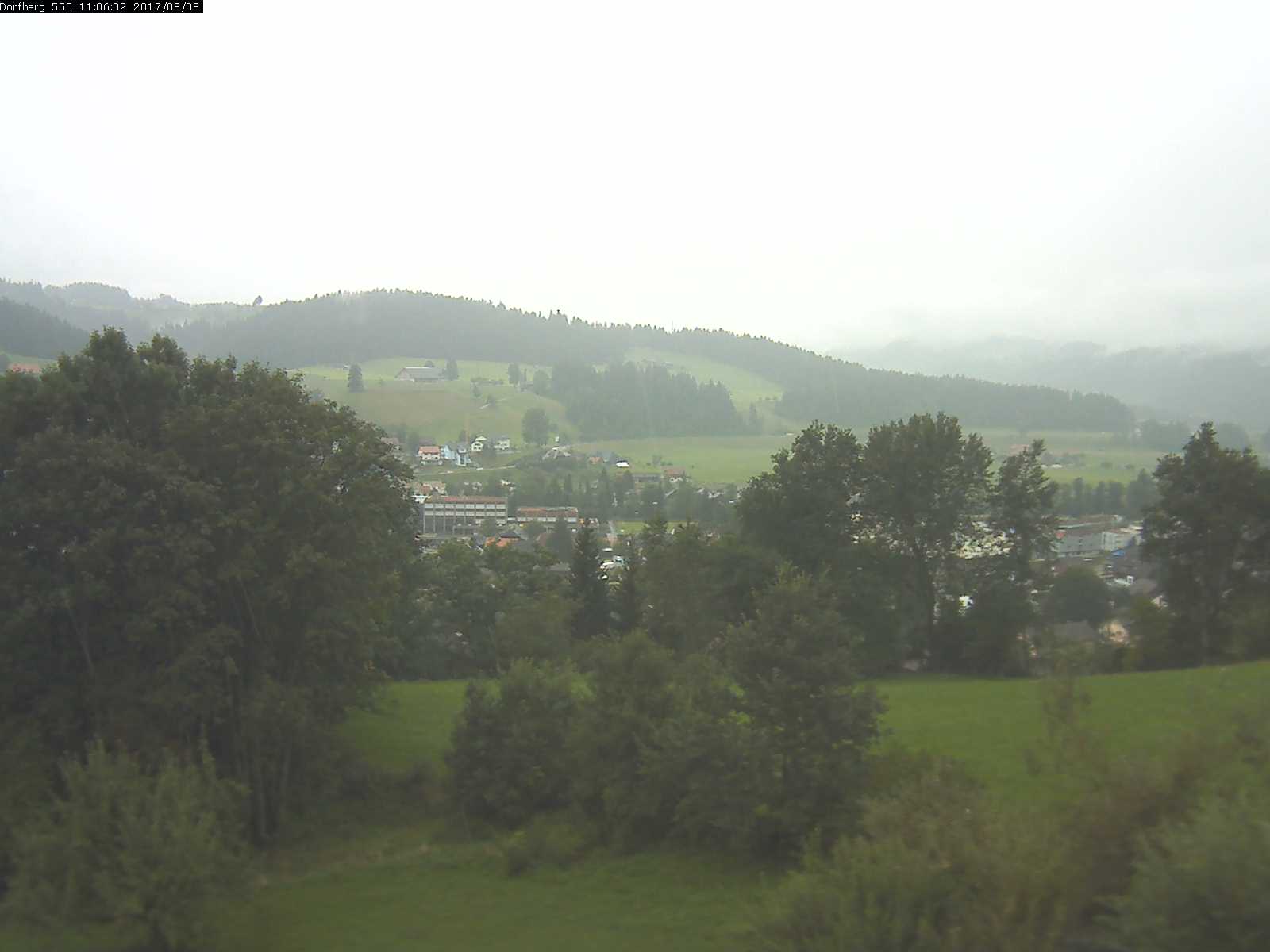 Webcam-Bild: Aussicht vom Dorfberg in Langnau 20170808-110601
