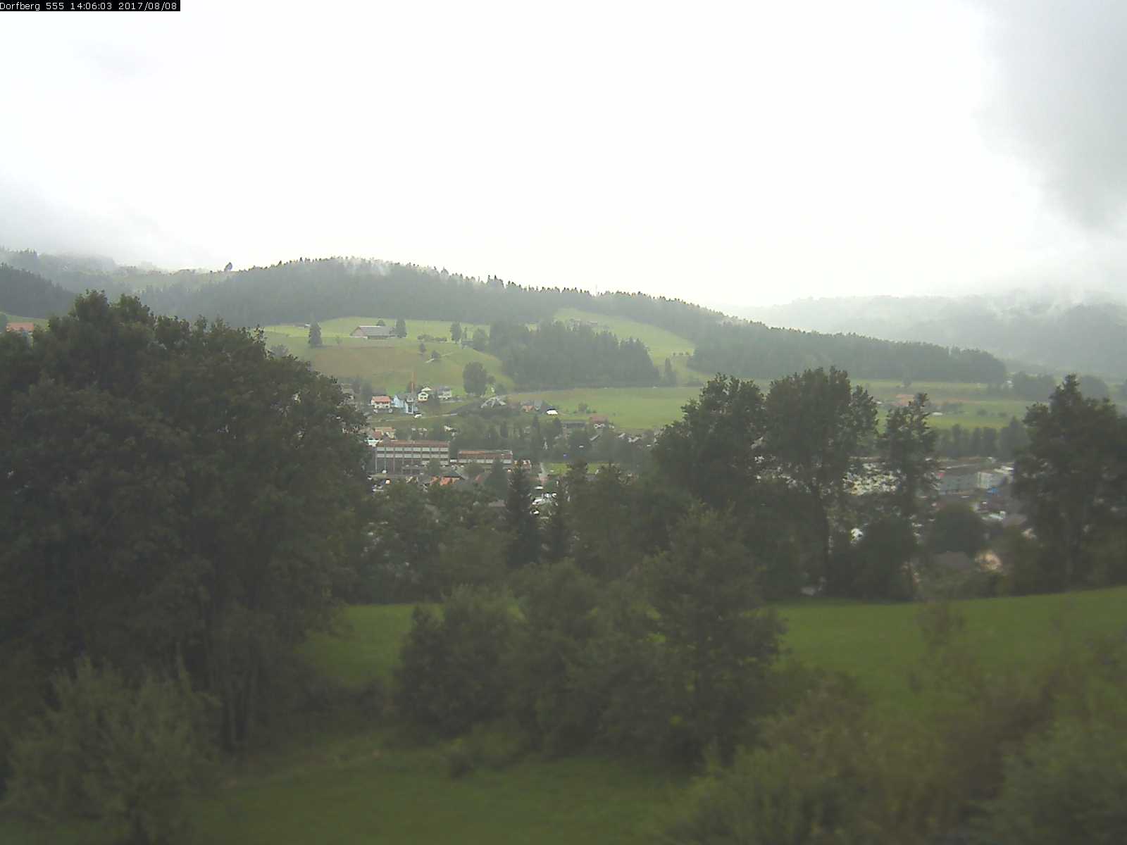 Webcam-Bild: Aussicht vom Dorfberg in Langnau 20170808-140601