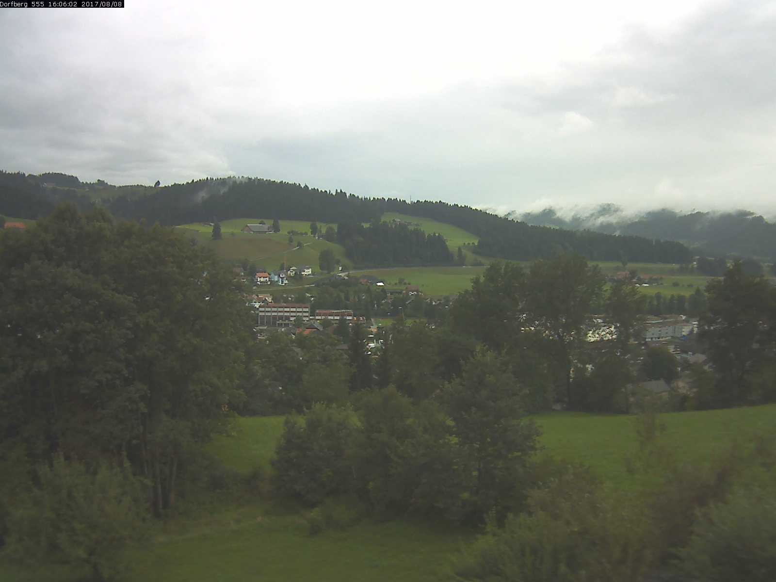 Webcam-Bild: Aussicht vom Dorfberg in Langnau 20170808-160601