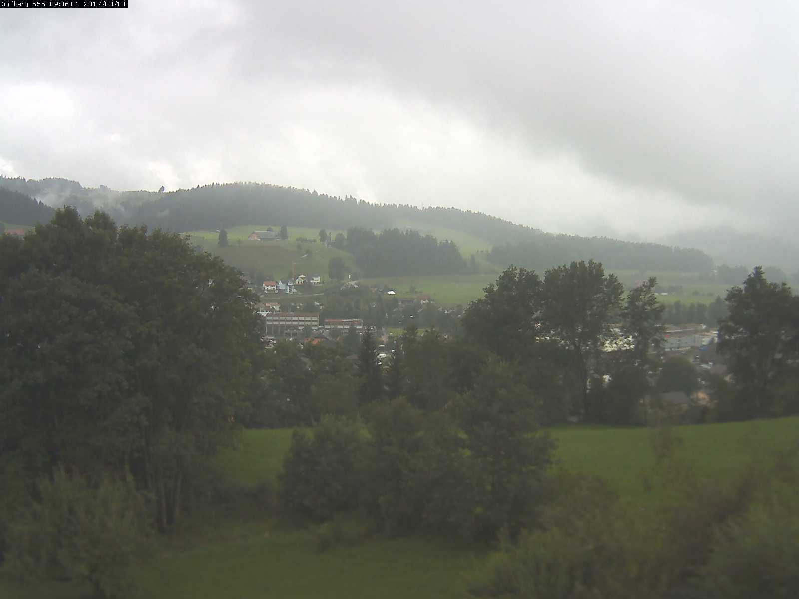 Webcam-Bild: Aussicht vom Dorfberg in Langnau 20170810-090601