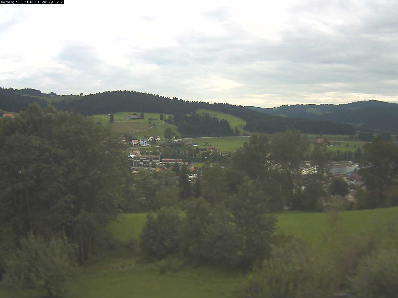 Webcam-Bild: Aussicht vom Dorfberg in Langnau 20170812-180601