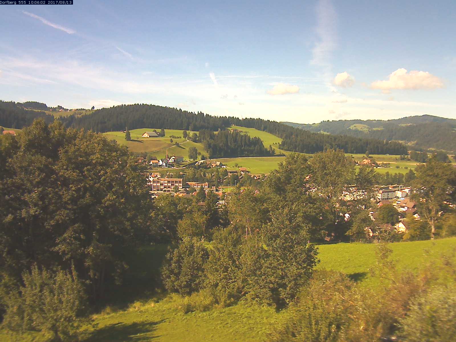 Webcam-Bild: Aussicht vom Dorfberg in Langnau 20170813-100601