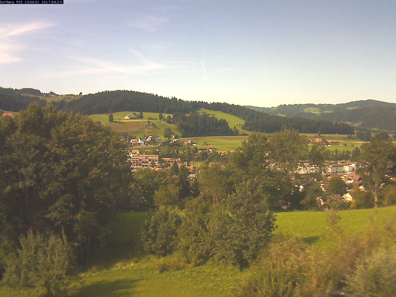 Webcam-Bild: Aussicht vom Dorfberg in Langnau 20170815-100601
