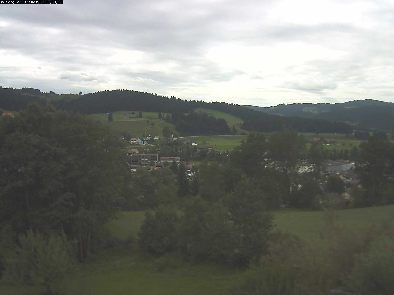 Webcam-Bild: Aussicht vom Dorfberg in Langnau 20170821-140601