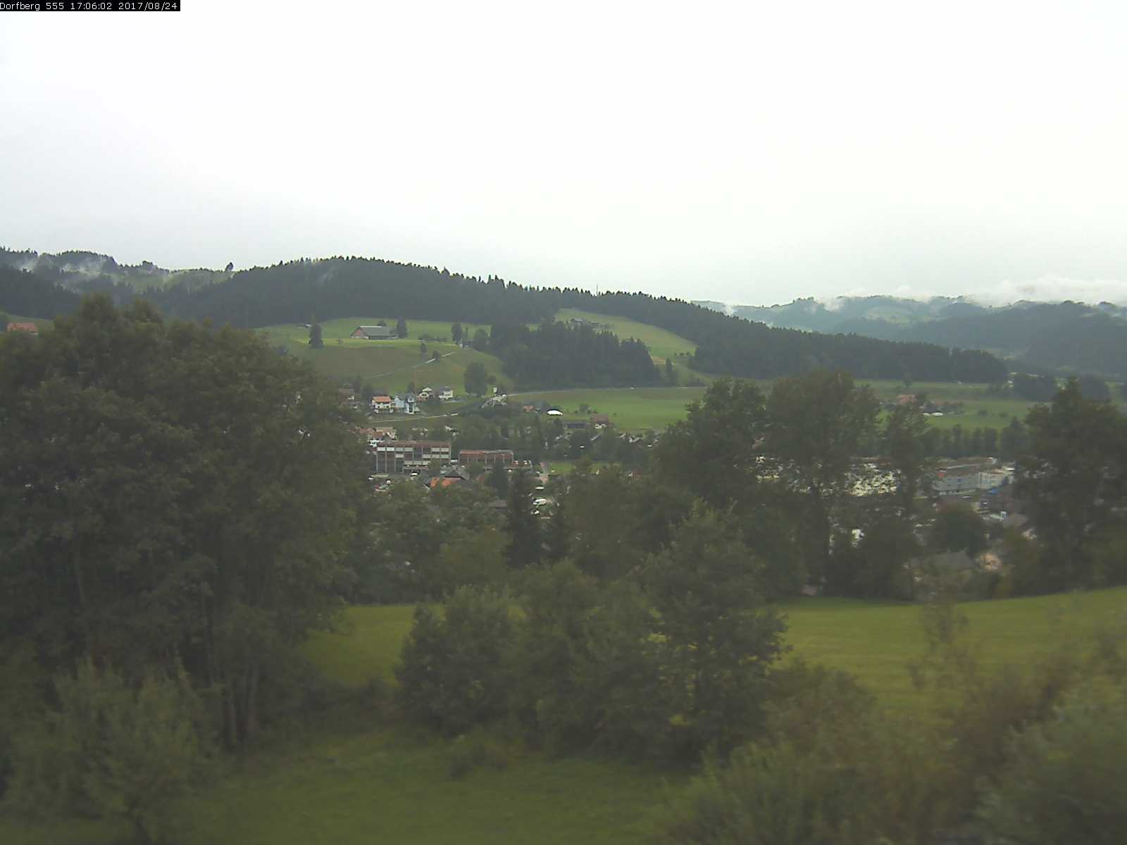Webcam-Bild: Aussicht vom Dorfberg in Langnau 20170824-170601