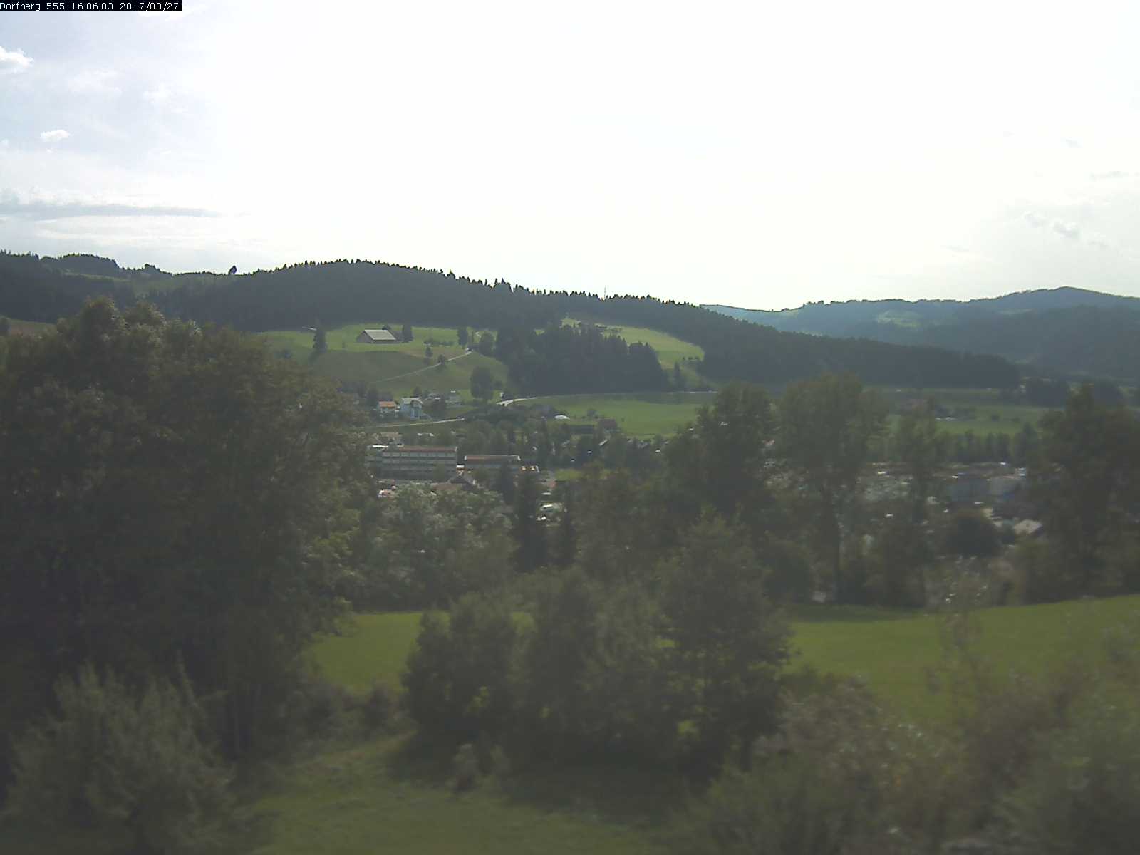 Webcam-Bild: Aussicht vom Dorfberg in Langnau 20170827-160601
