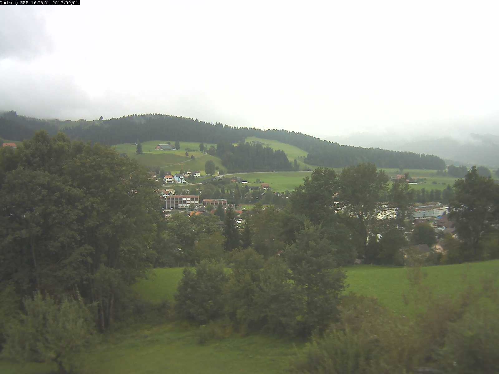 Webcam-Bild: Aussicht vom Dorfberg in Langnau 20170901-160601