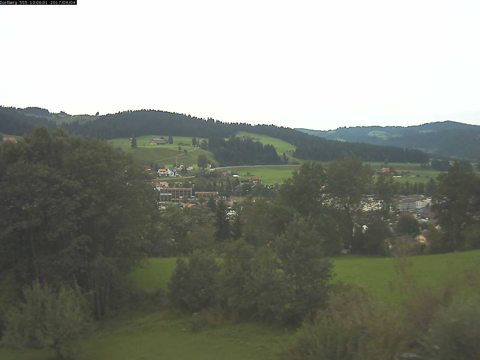 Webcam-Bild: Aussicht vom Dorfberg in Langnau 20170904-100601