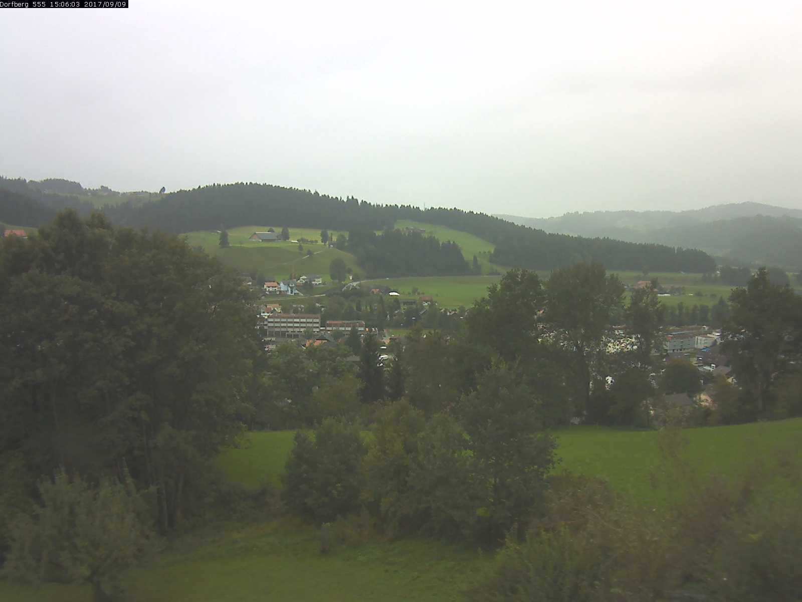Webcam-Bild: Aussicht vom Dorfberg in Langnau 20170909-150601