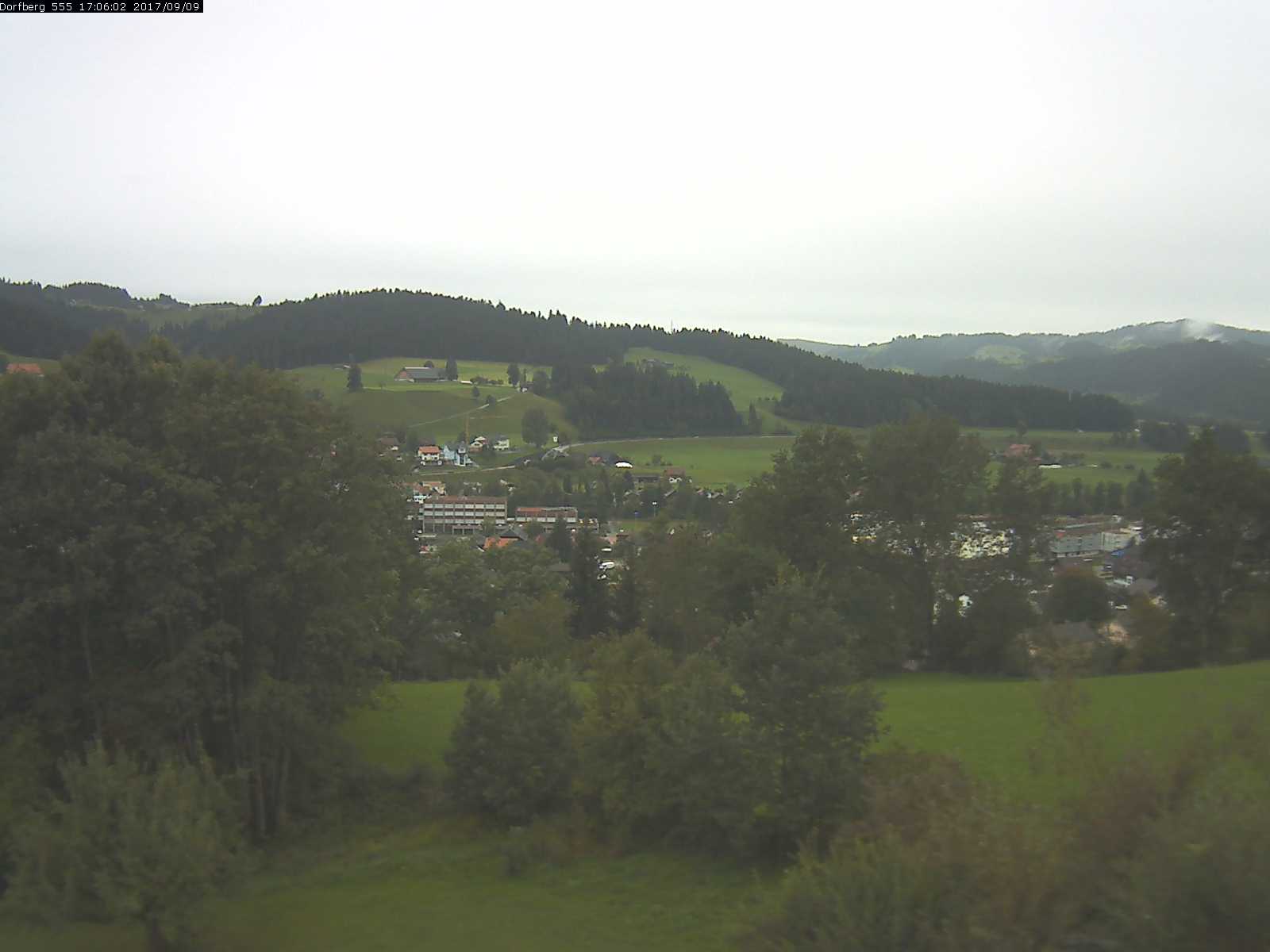 Webcam-Bild: Aussicht vom Dorfberg in Langnau 20170909-170601