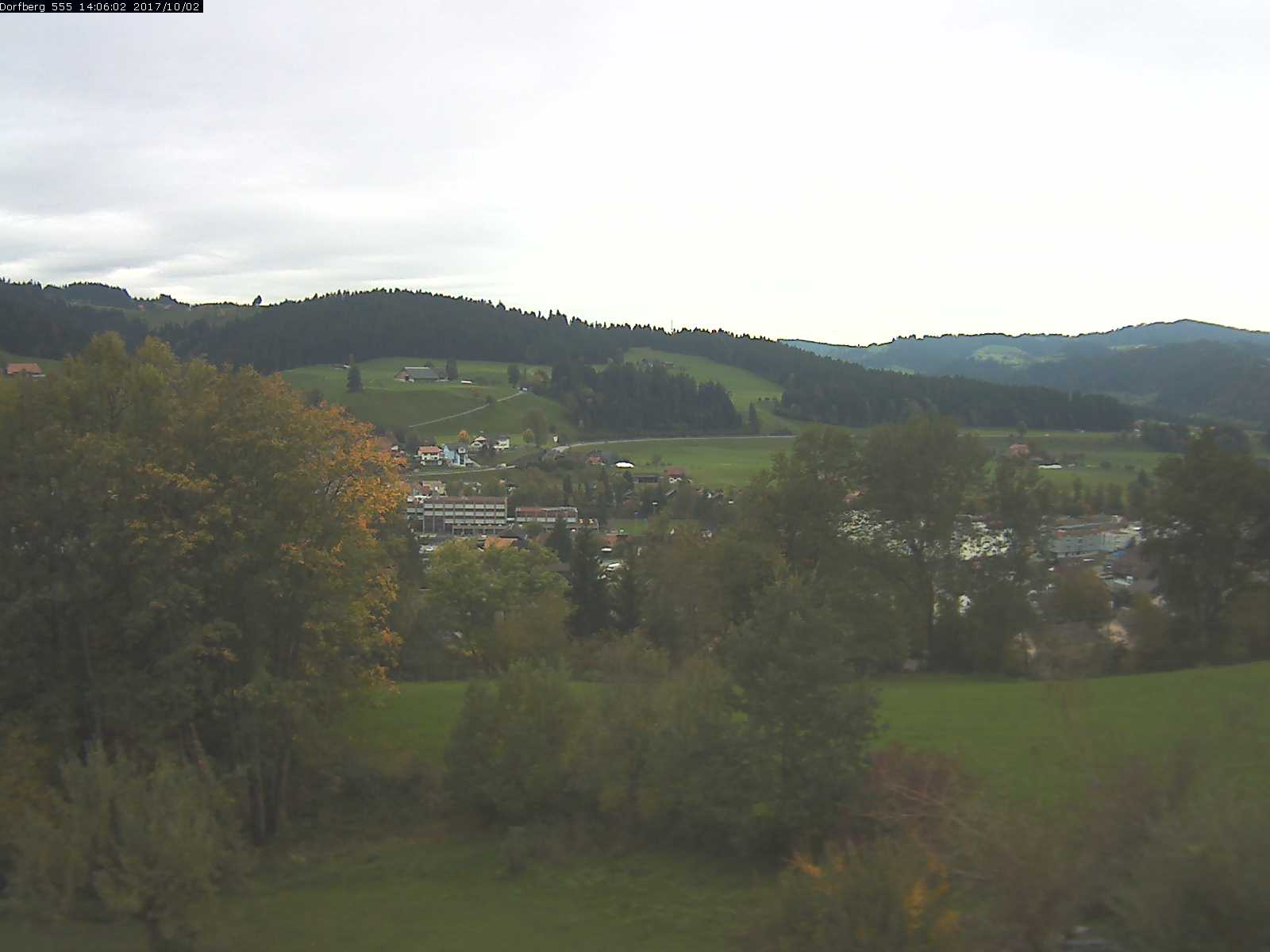 Webcam-Bild: Aussicht vom Dorfberg in Langnau 20171002-140601